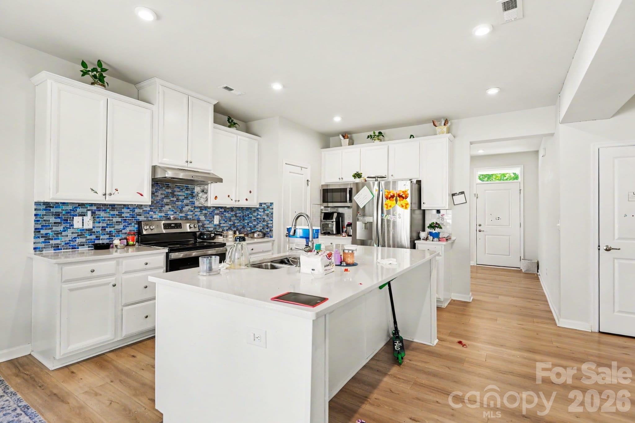 3243 Streamside Drive — Davidson