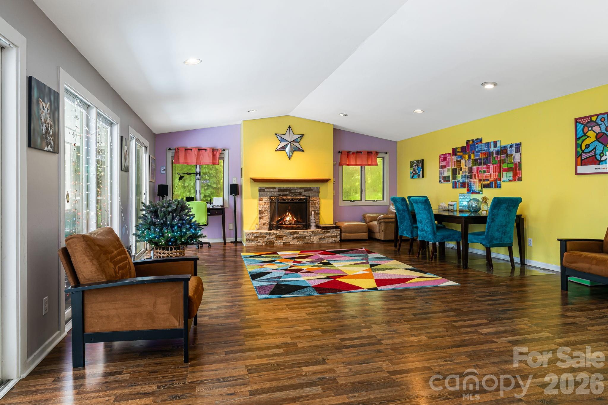 11 Beaumont Drive — Hendersonville