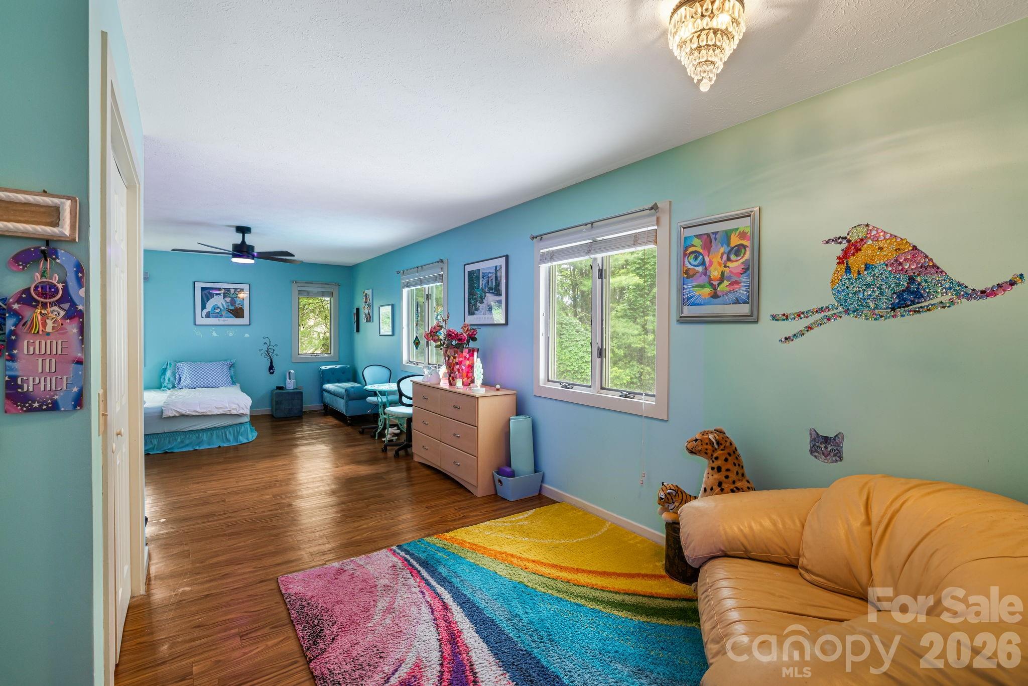 11 Beaumont Drive — Hendersonville