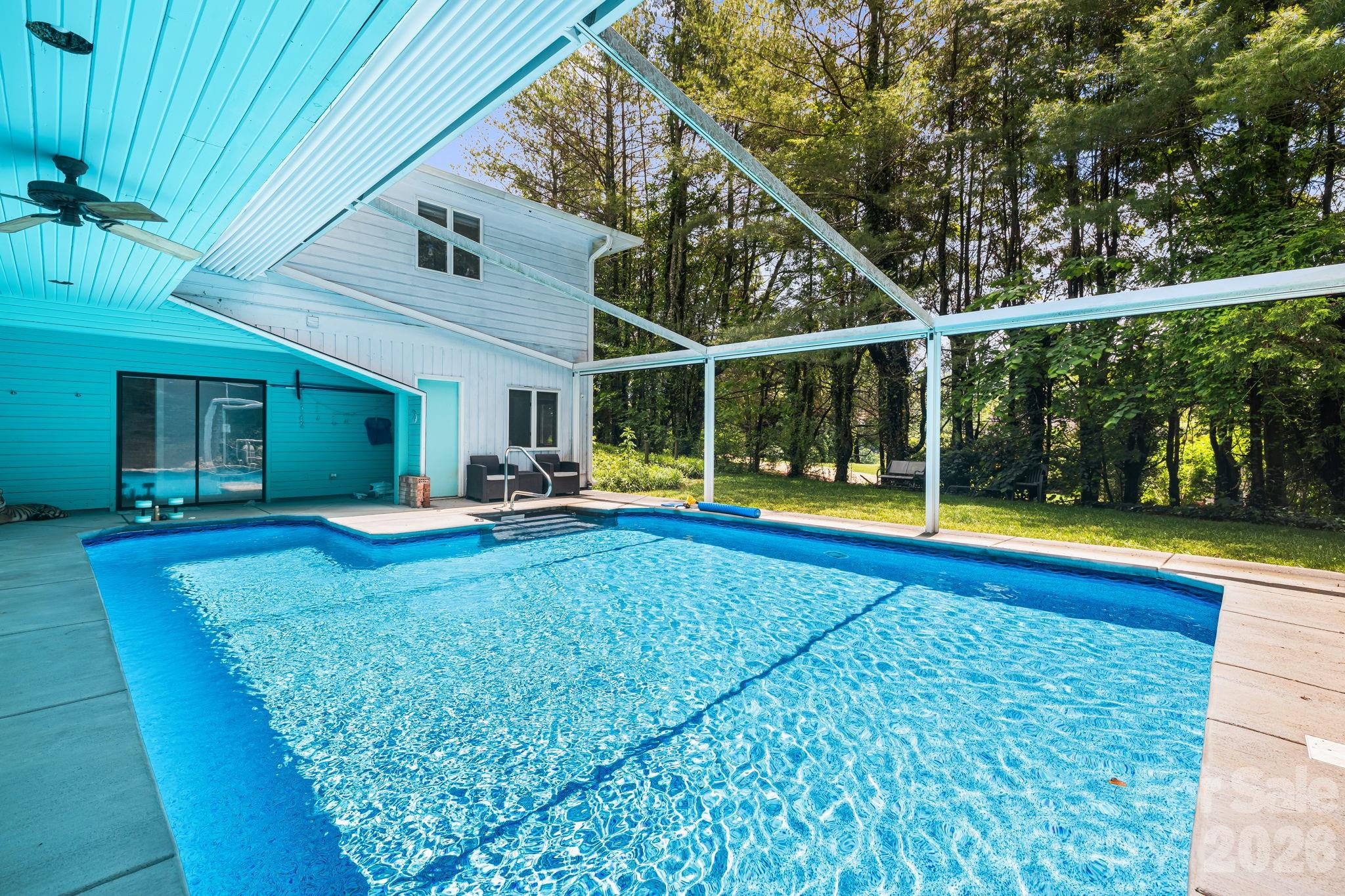 11 Beaumont Drive — Hendersonville