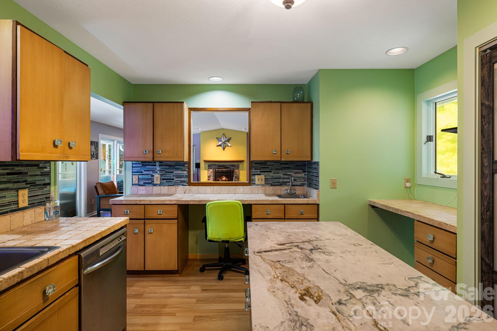 11 Beaumont Drive — Hendersonville