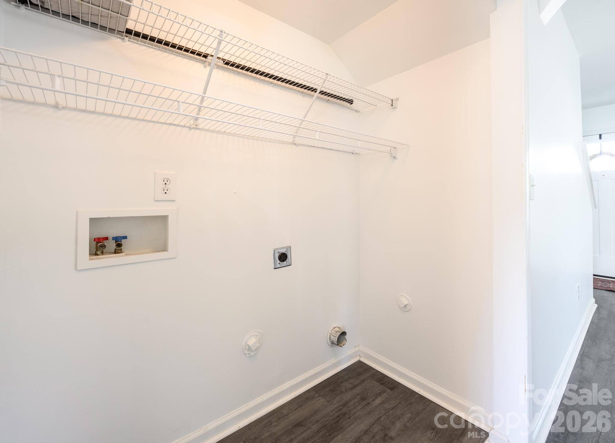 10809 Traders Court — Davidson