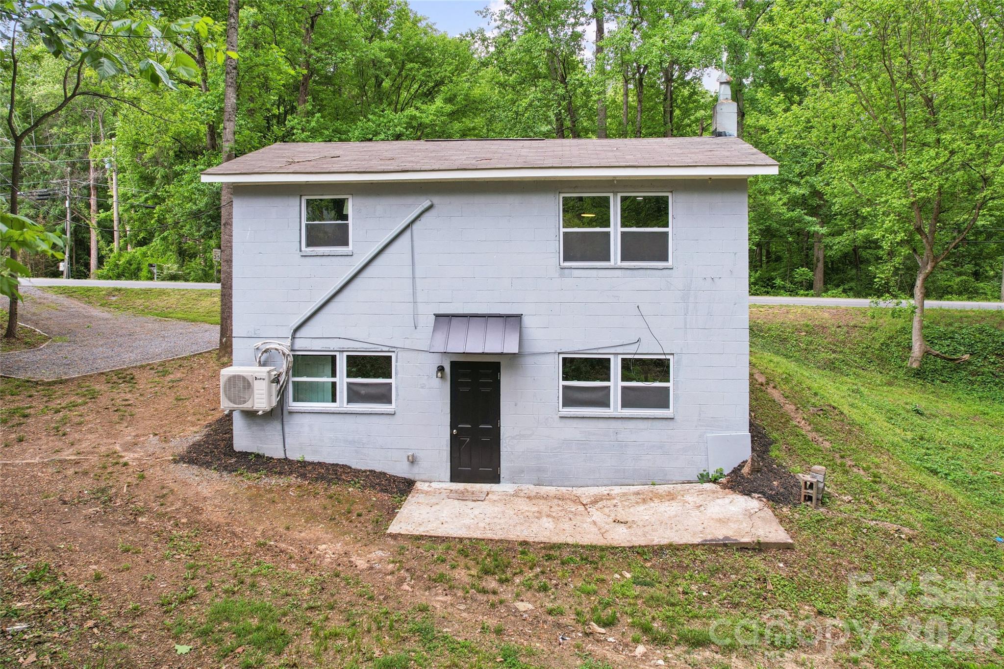 1014 N Mountain Street — Cherryville