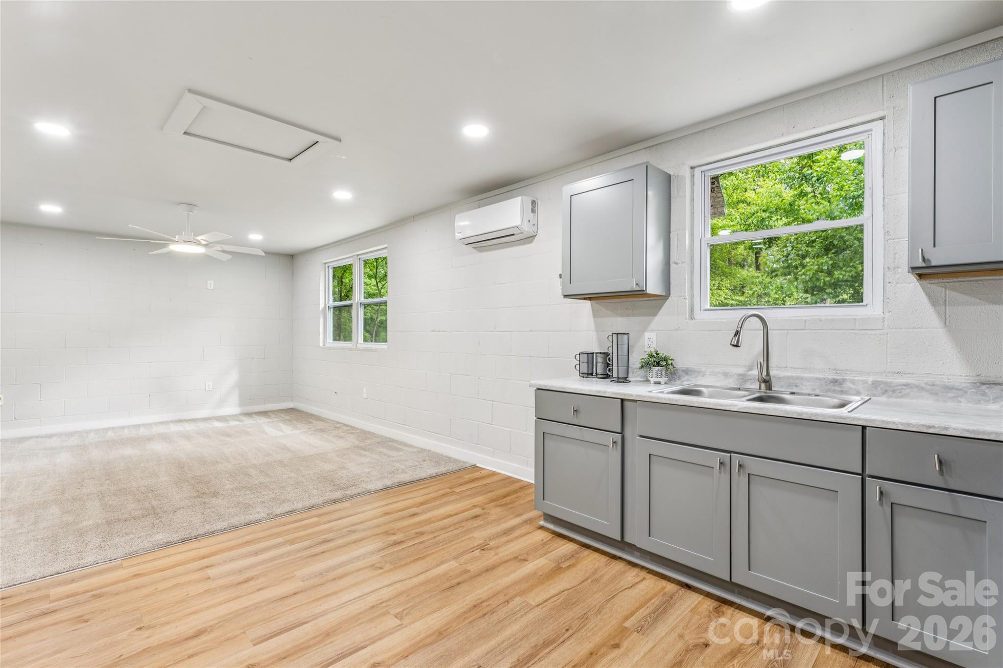 1014 N Mountain Street — Cherryville