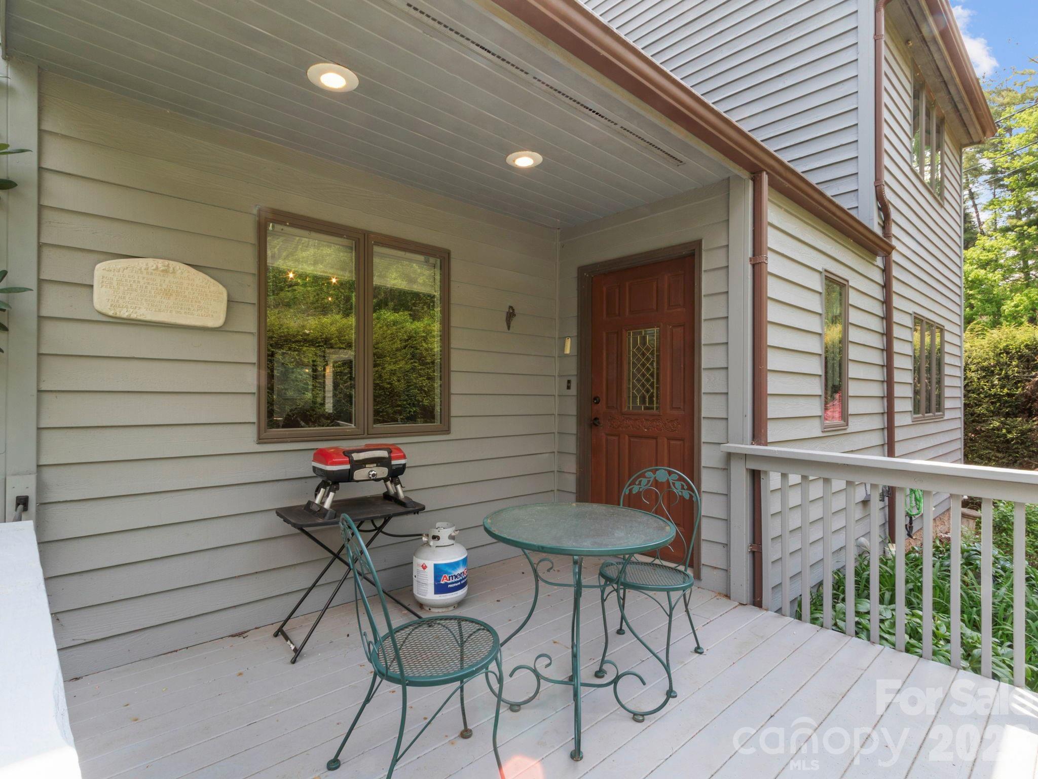 317 Robertson Street — Burnsville