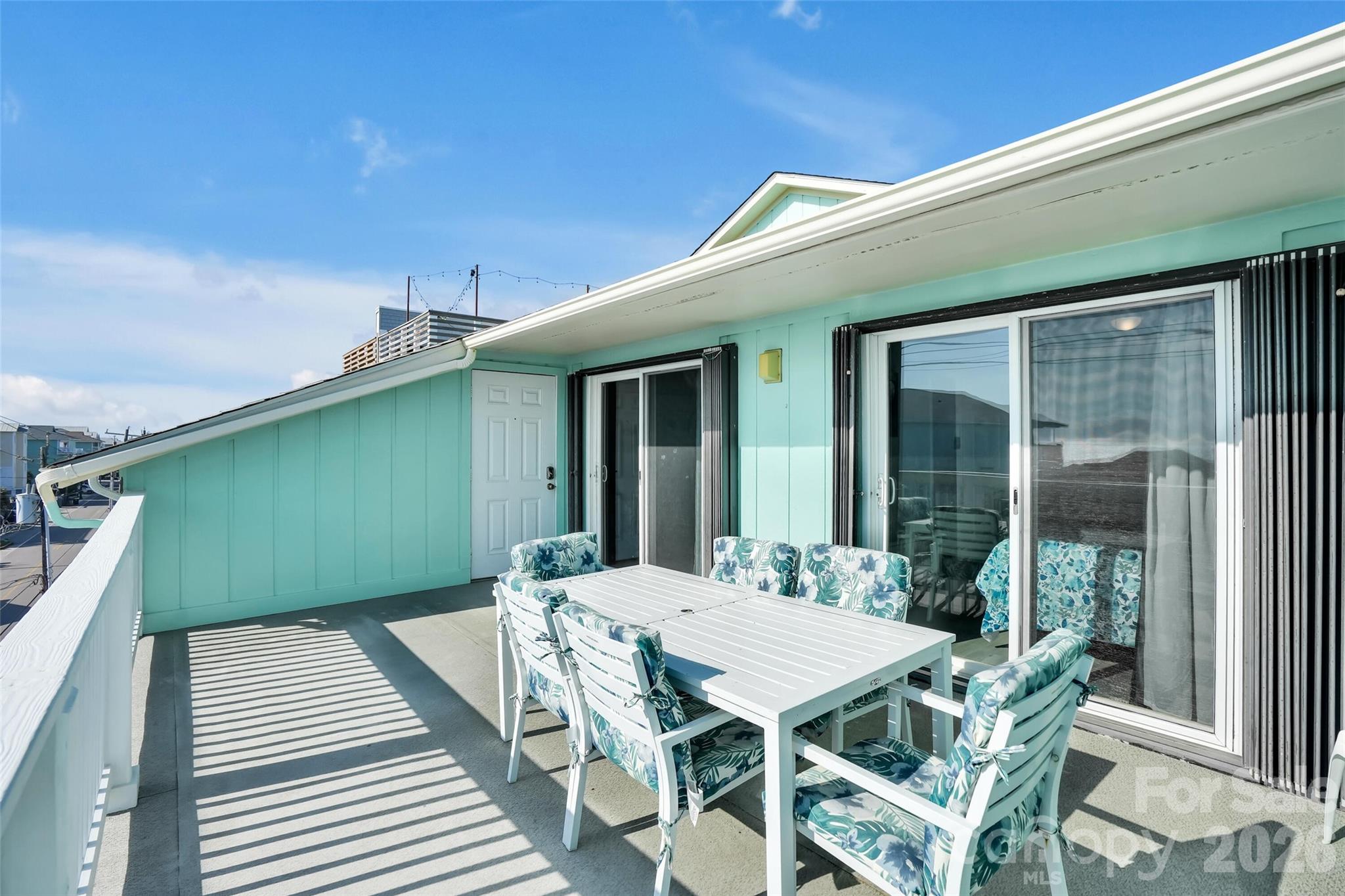1013 Carolina Beach Avenue N — Carolina Beach