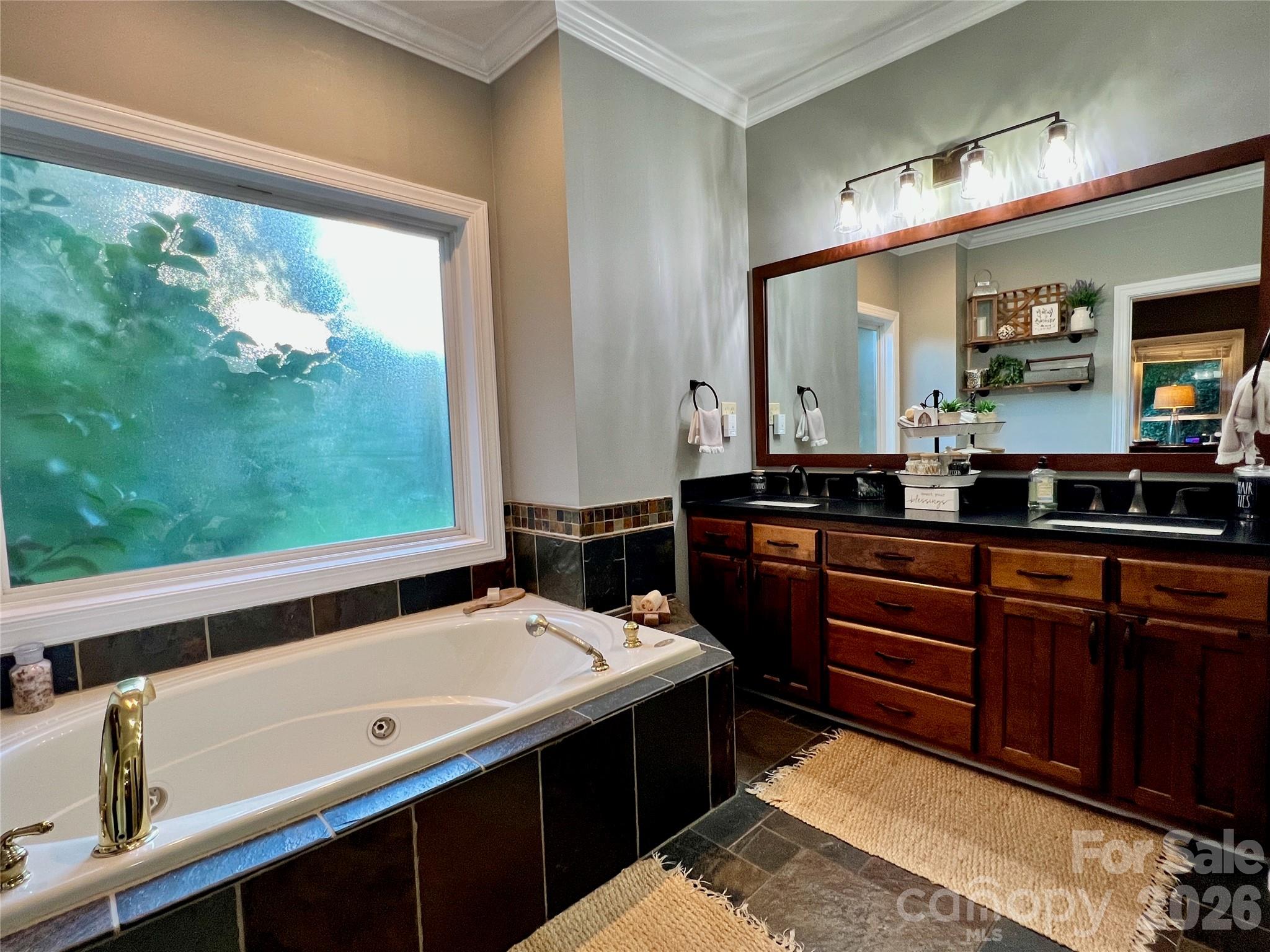 1011 Ratchford Road — York