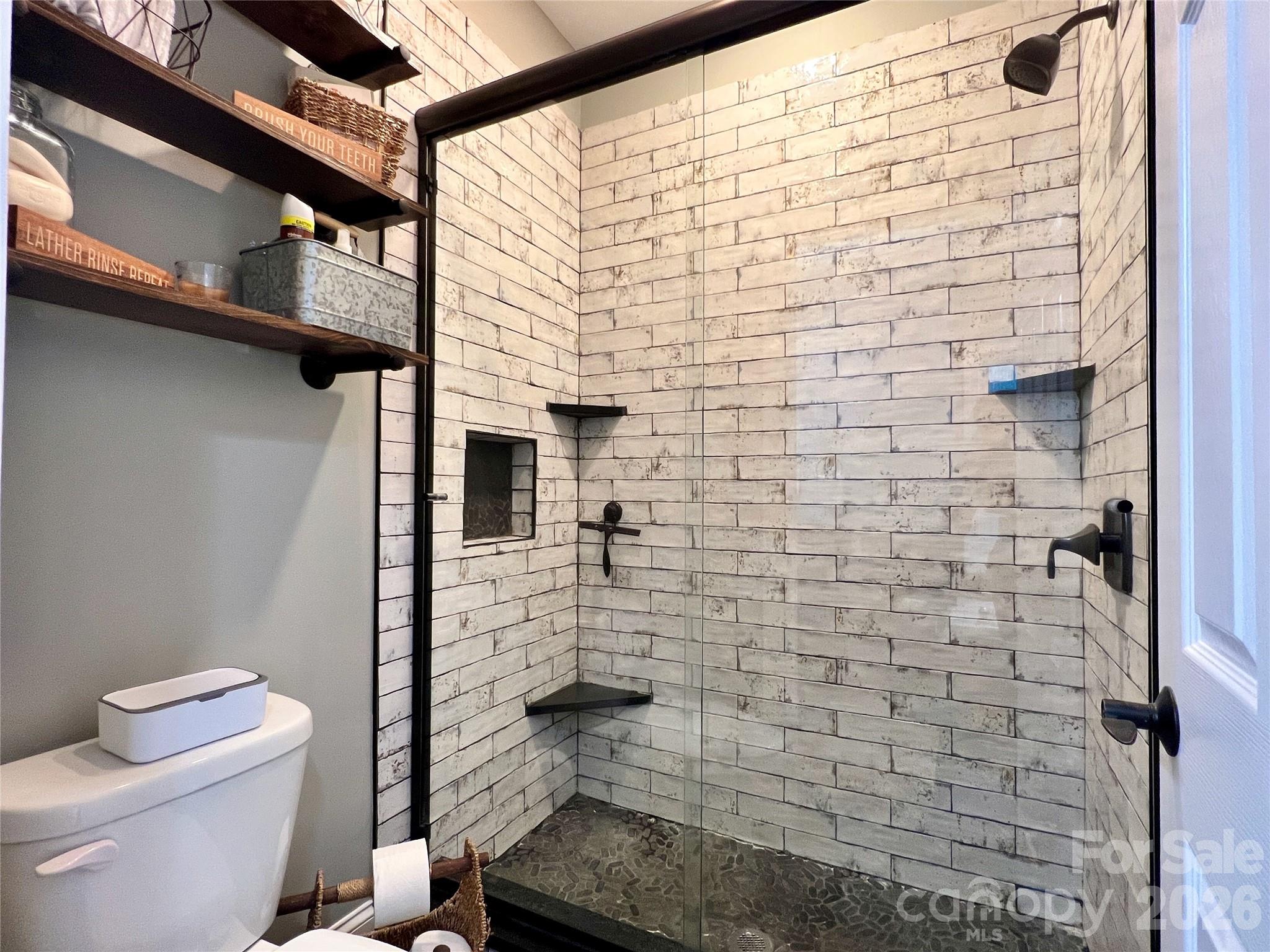 1011 Ratchford Road — York