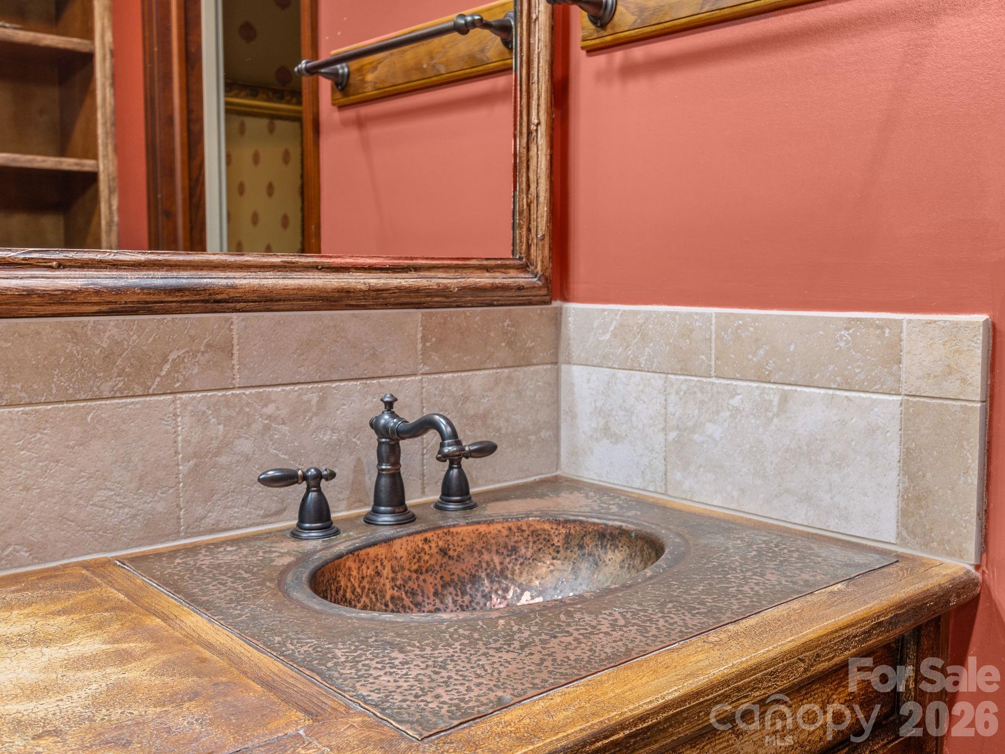 22 Hunting Country Trail — Tryon