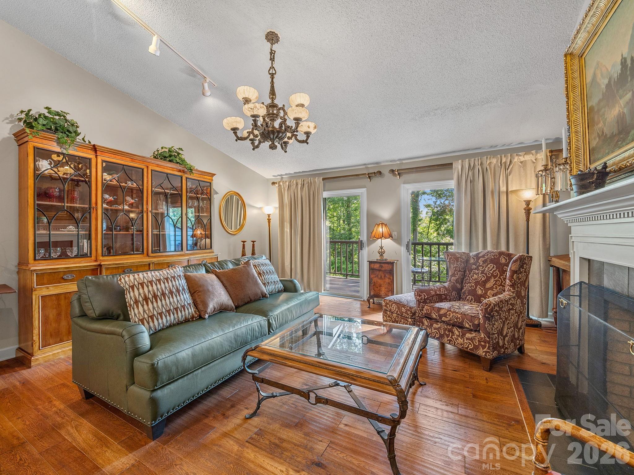 22 Hunting Country Trail — Tryon