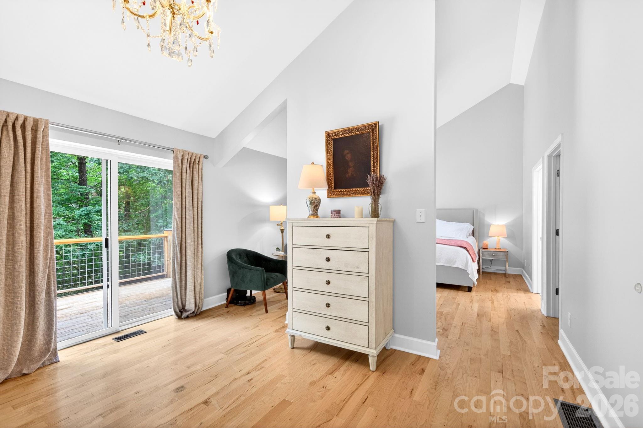 153 Skyview Circle — Asheville