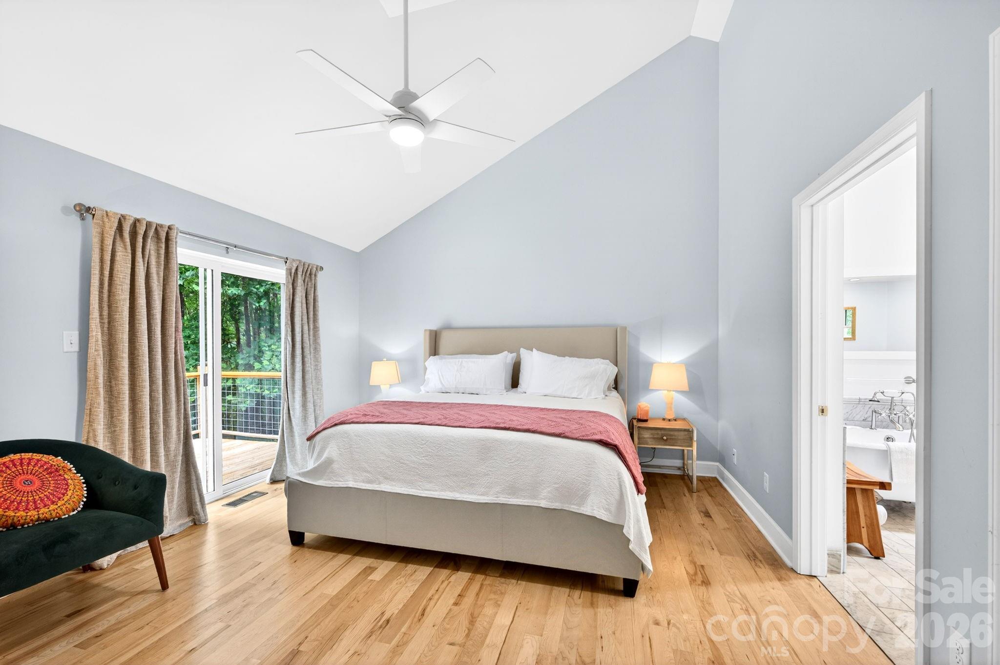 153 Skyview Circle — Asheville