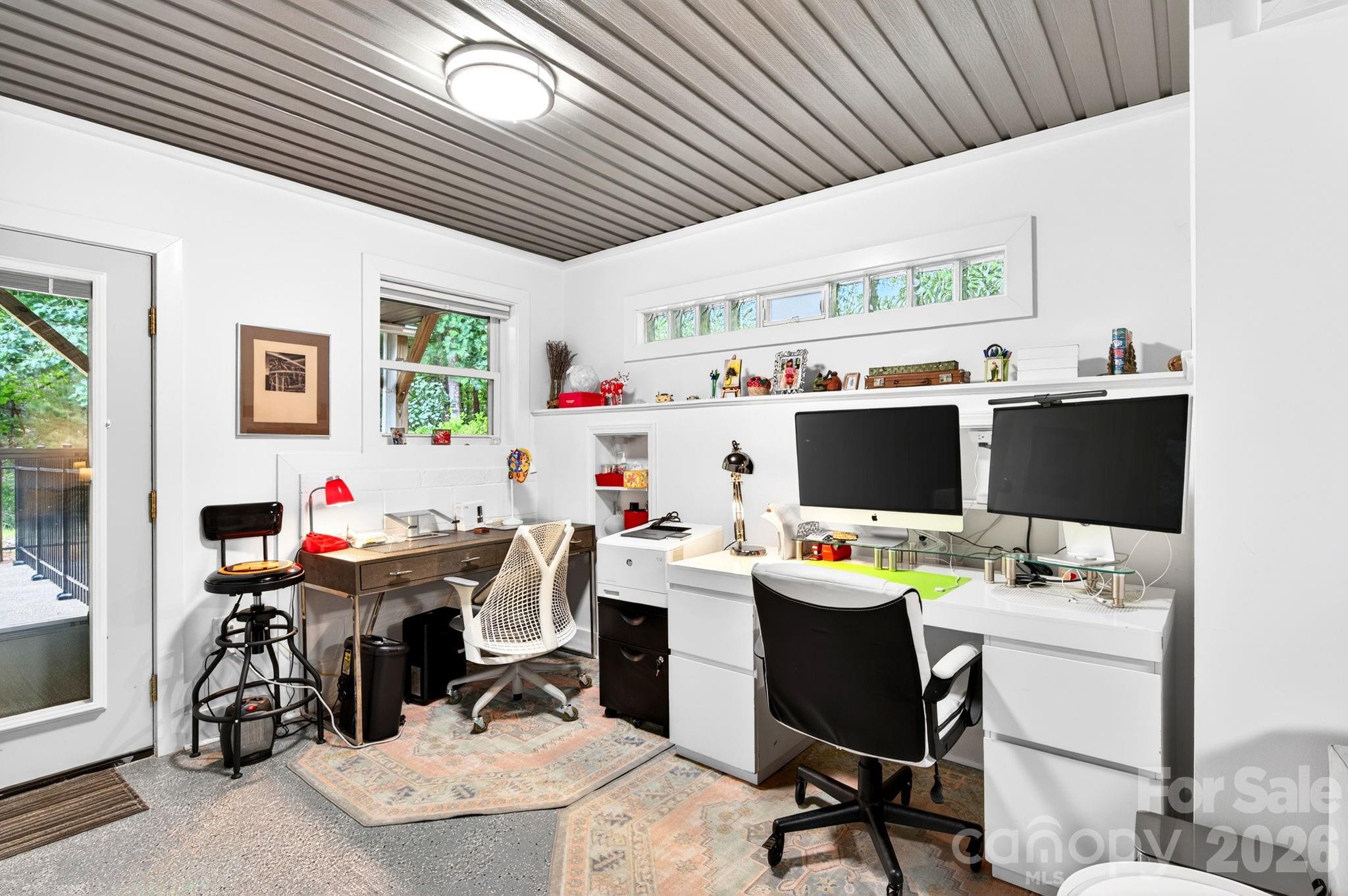 153 Skyview Circle — Asheville