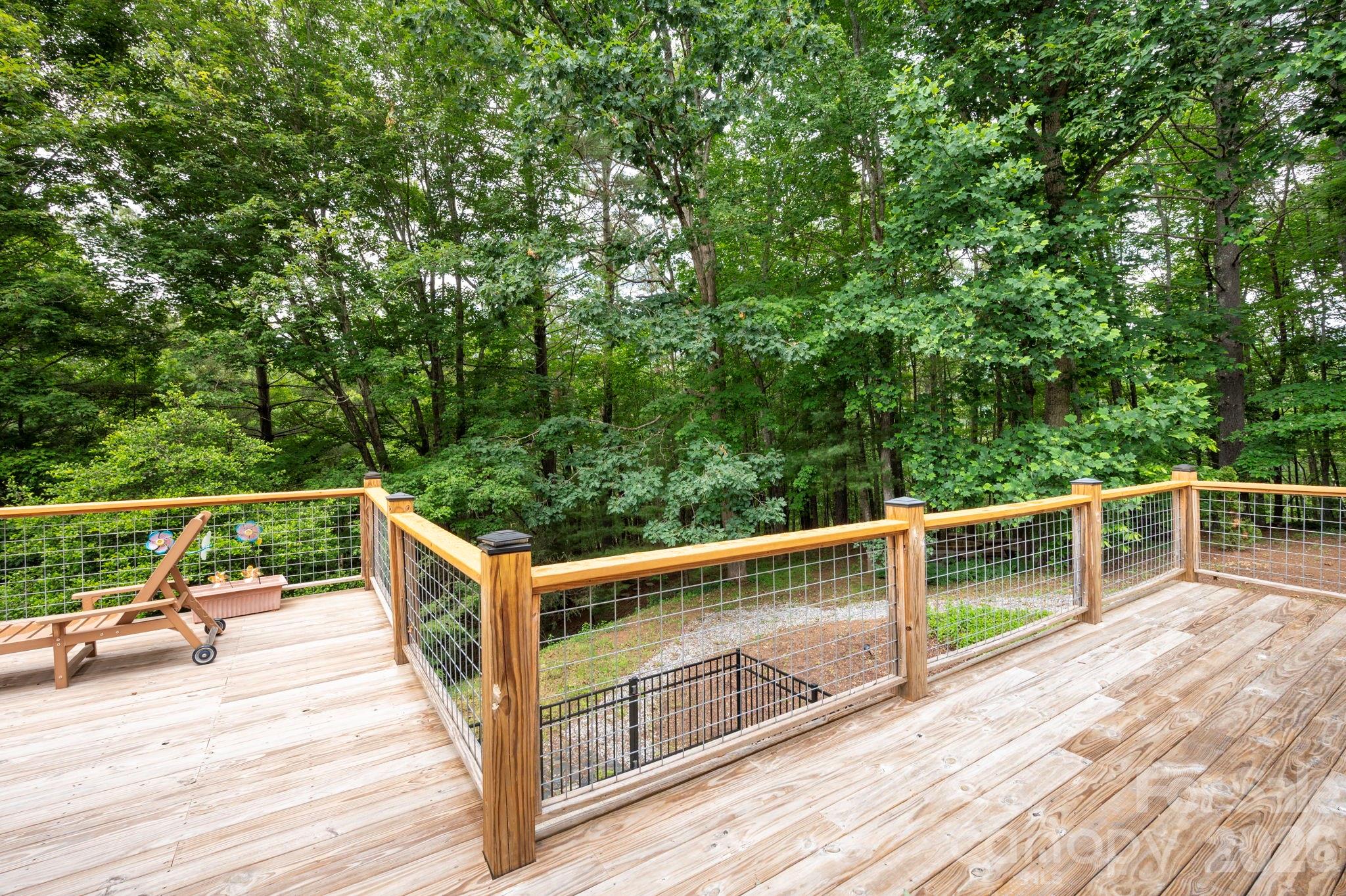 153 Skyview Circle — Asheville