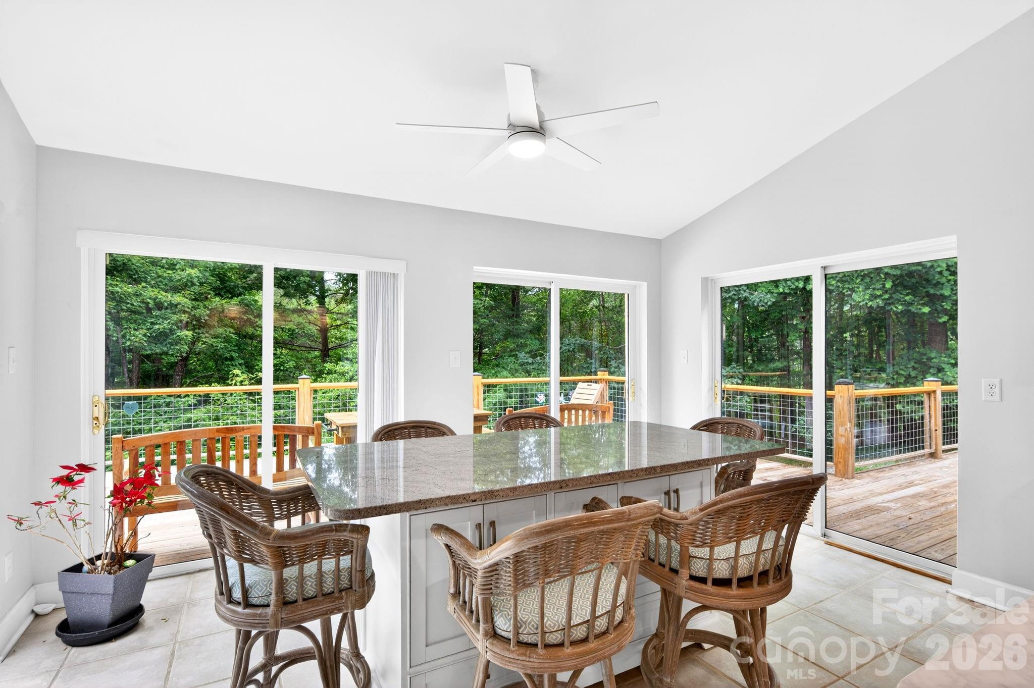 153 Skyview Circle — Asheville