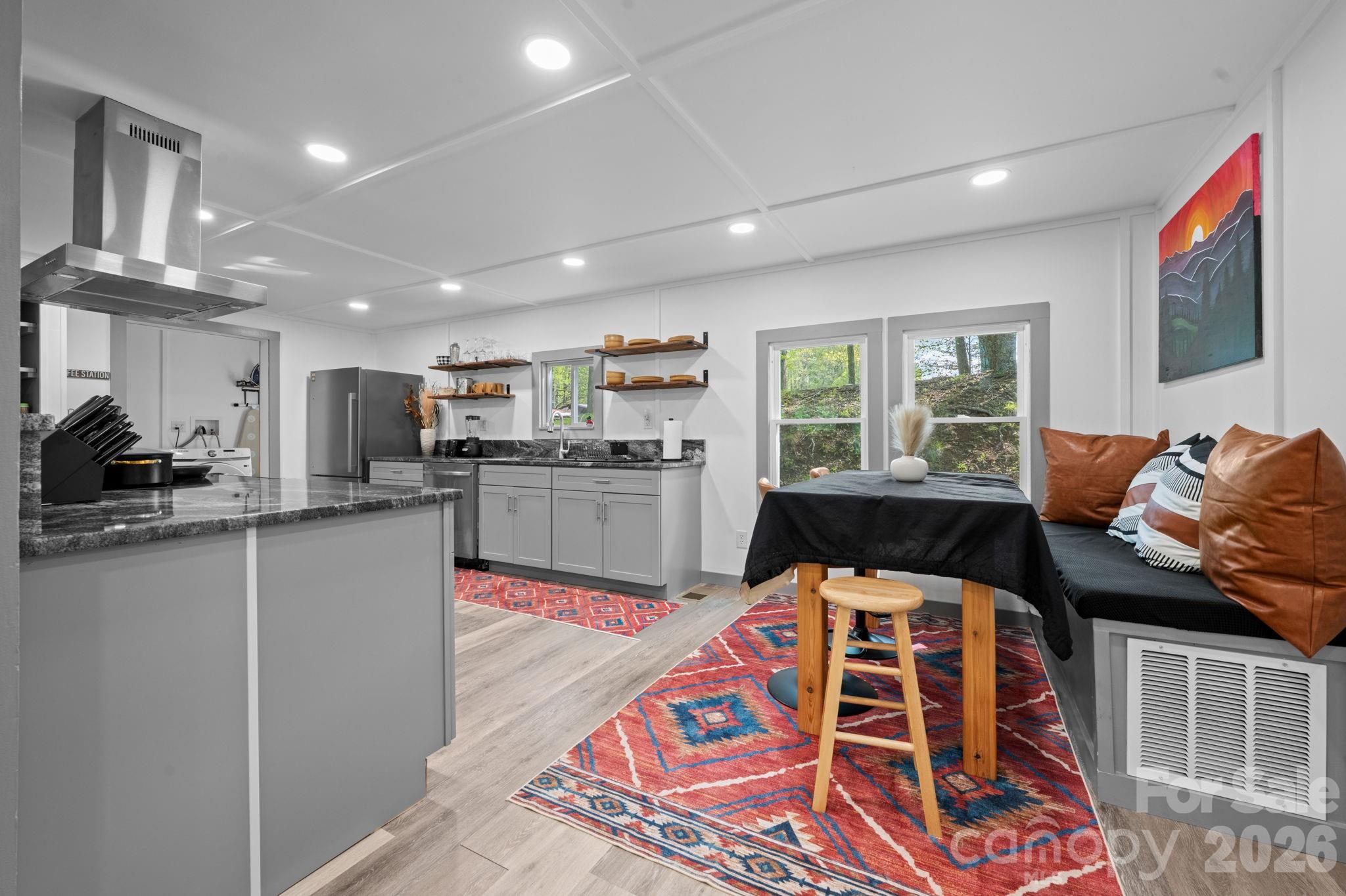 1426 Rainbow Trail — Boone