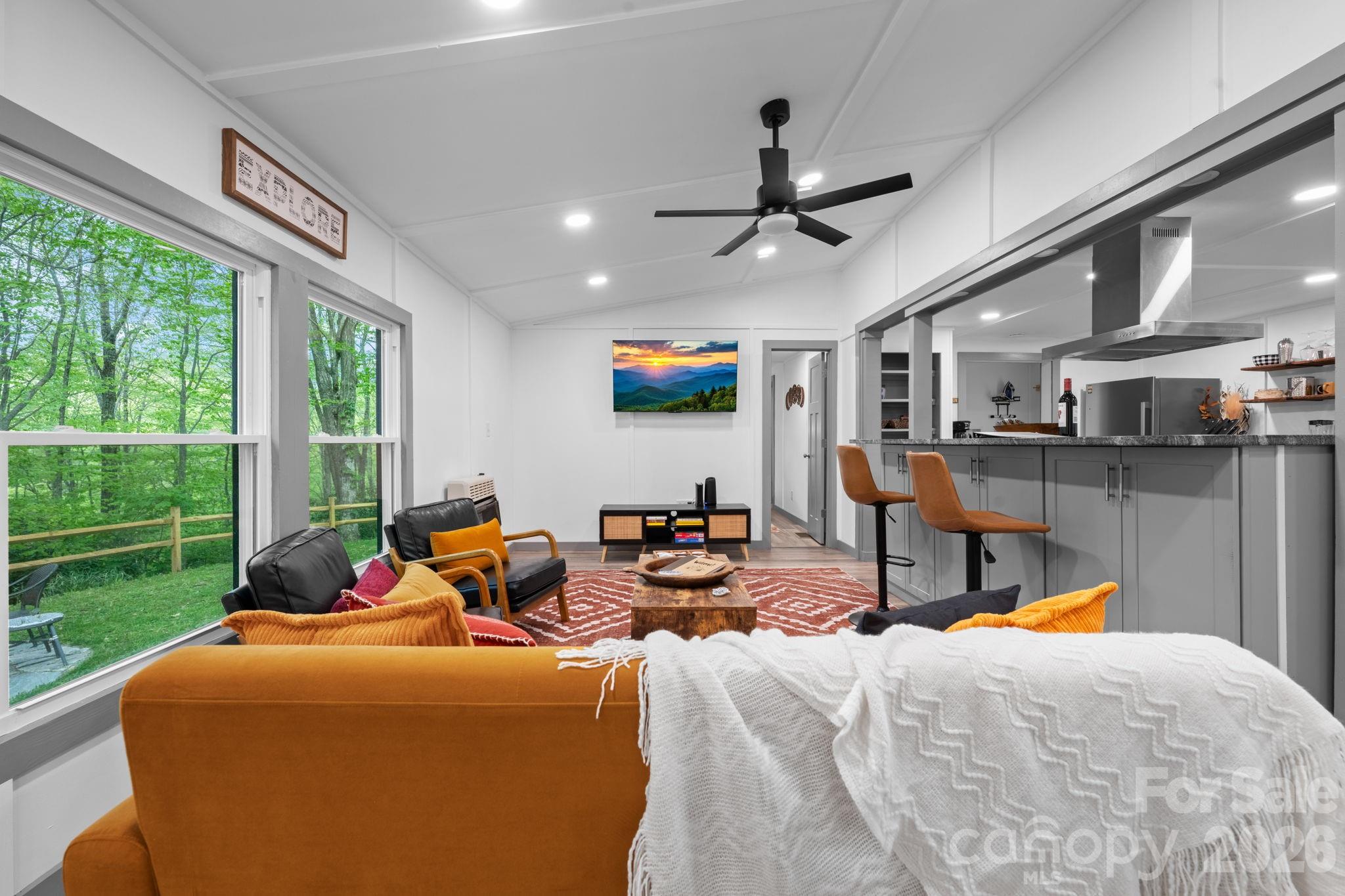 1426 Rainbow Trail — Boone