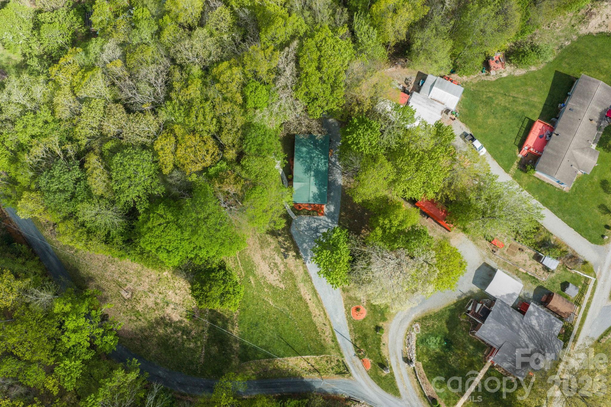 1426 Rainbow Trail — Boone