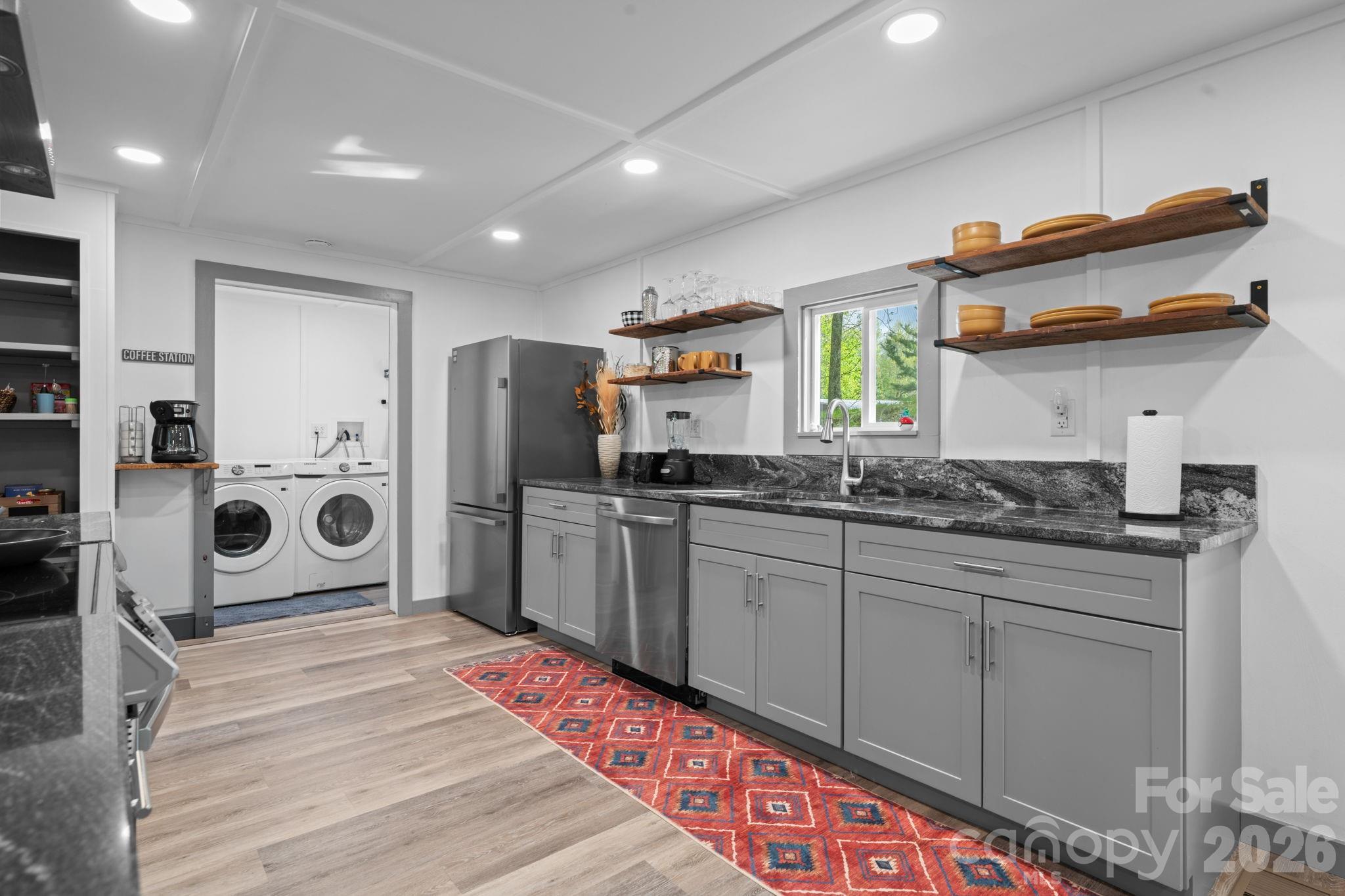 1426 Rainbow Trail — Boone