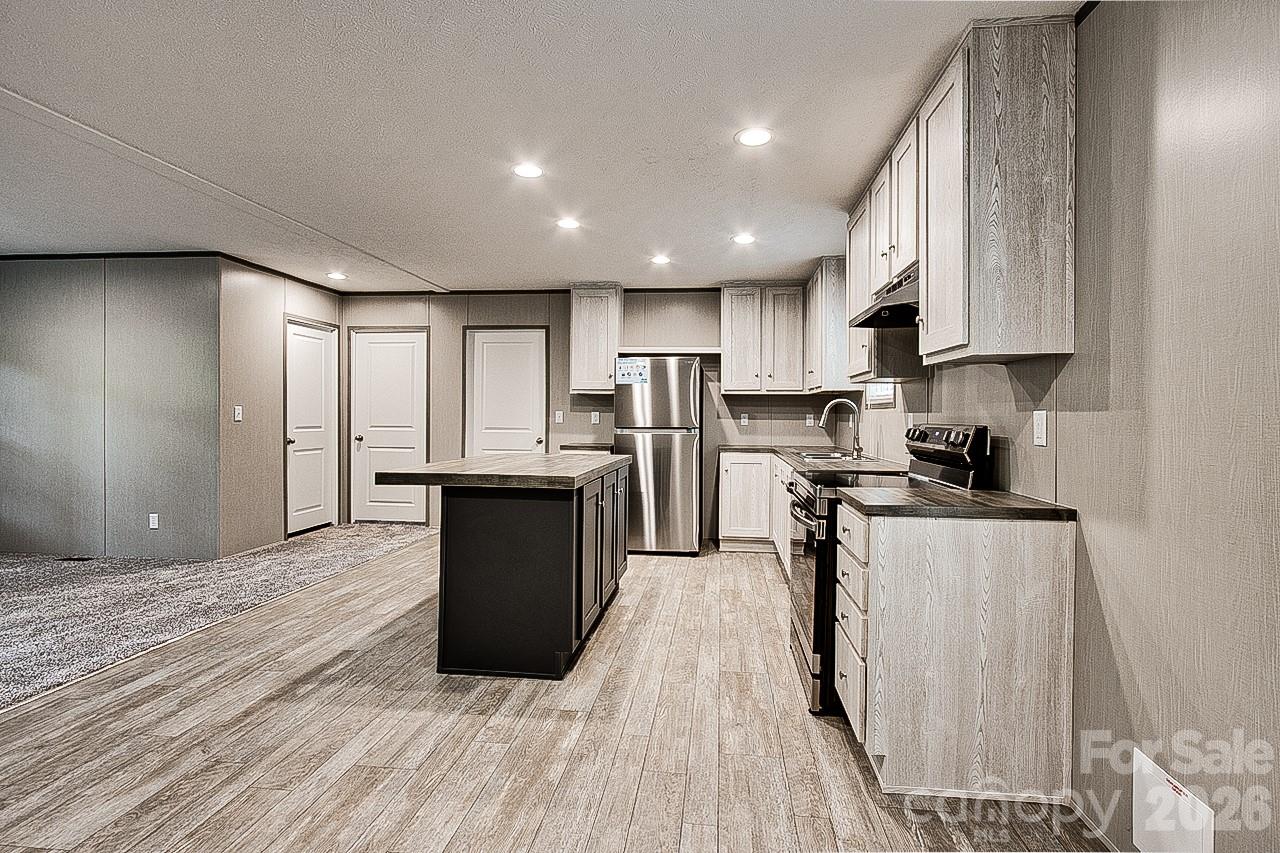 2140 Poole Town Road — Asheboro