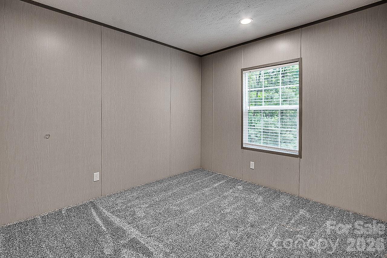 2140 Poole Town Road — Asheboro