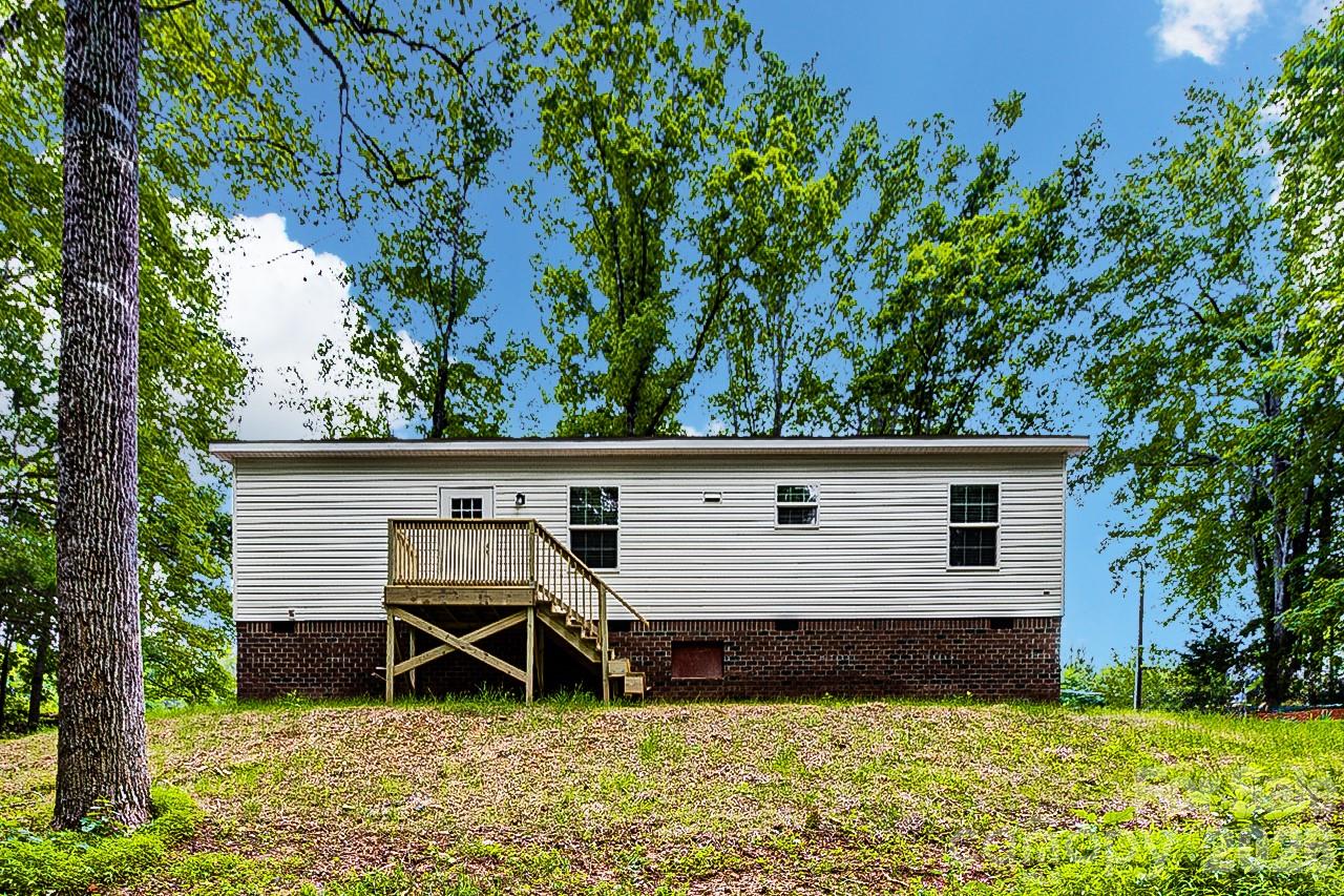 2140 Poole Town Road — Asheboro