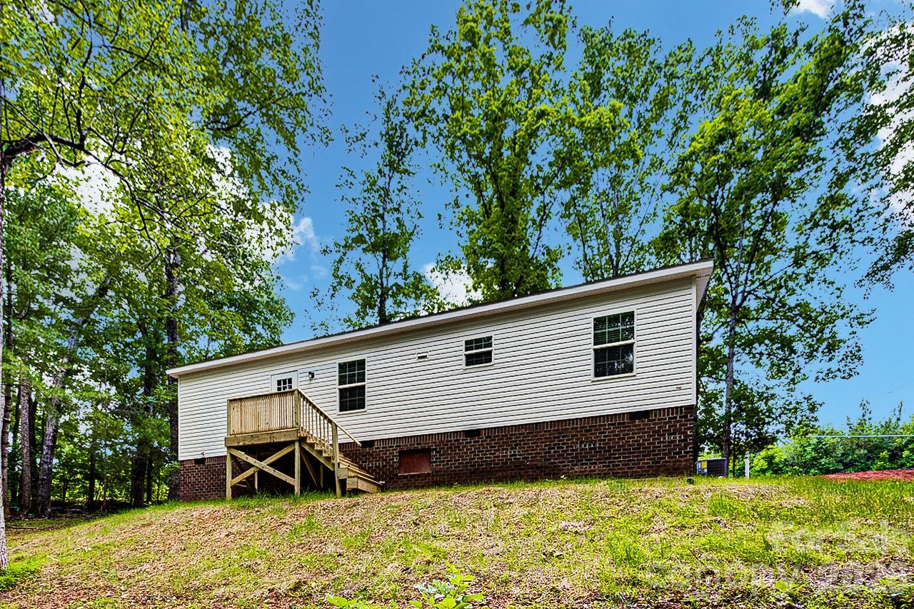2140 Poole Town Road — Asheboro
