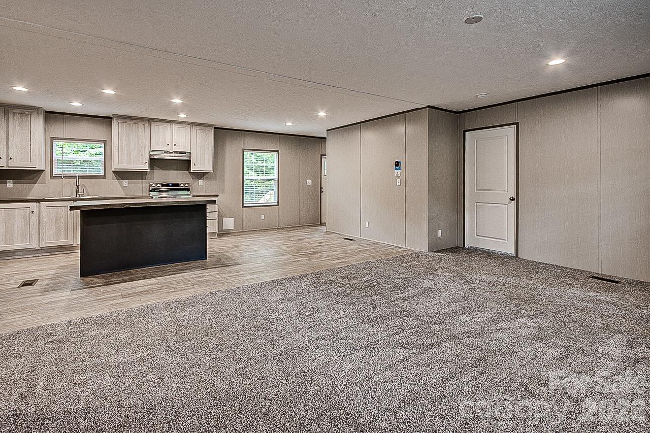 2140 Poole Town Road — Asheboro