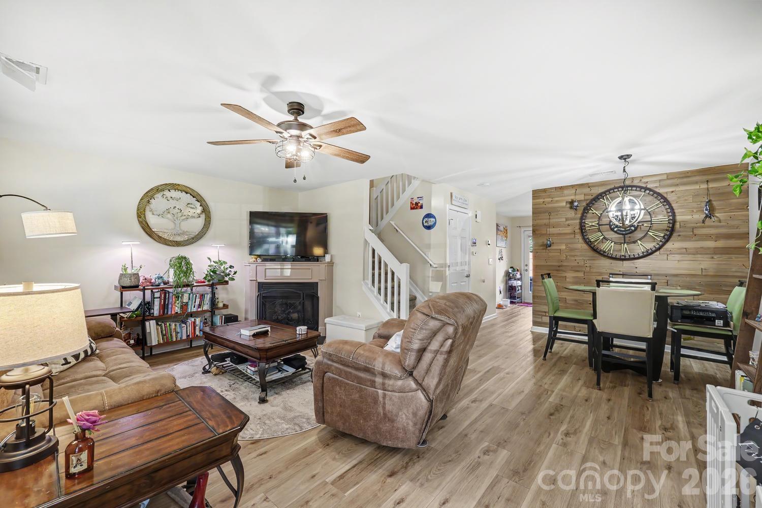 11629 Boxer Lane — Charlotte