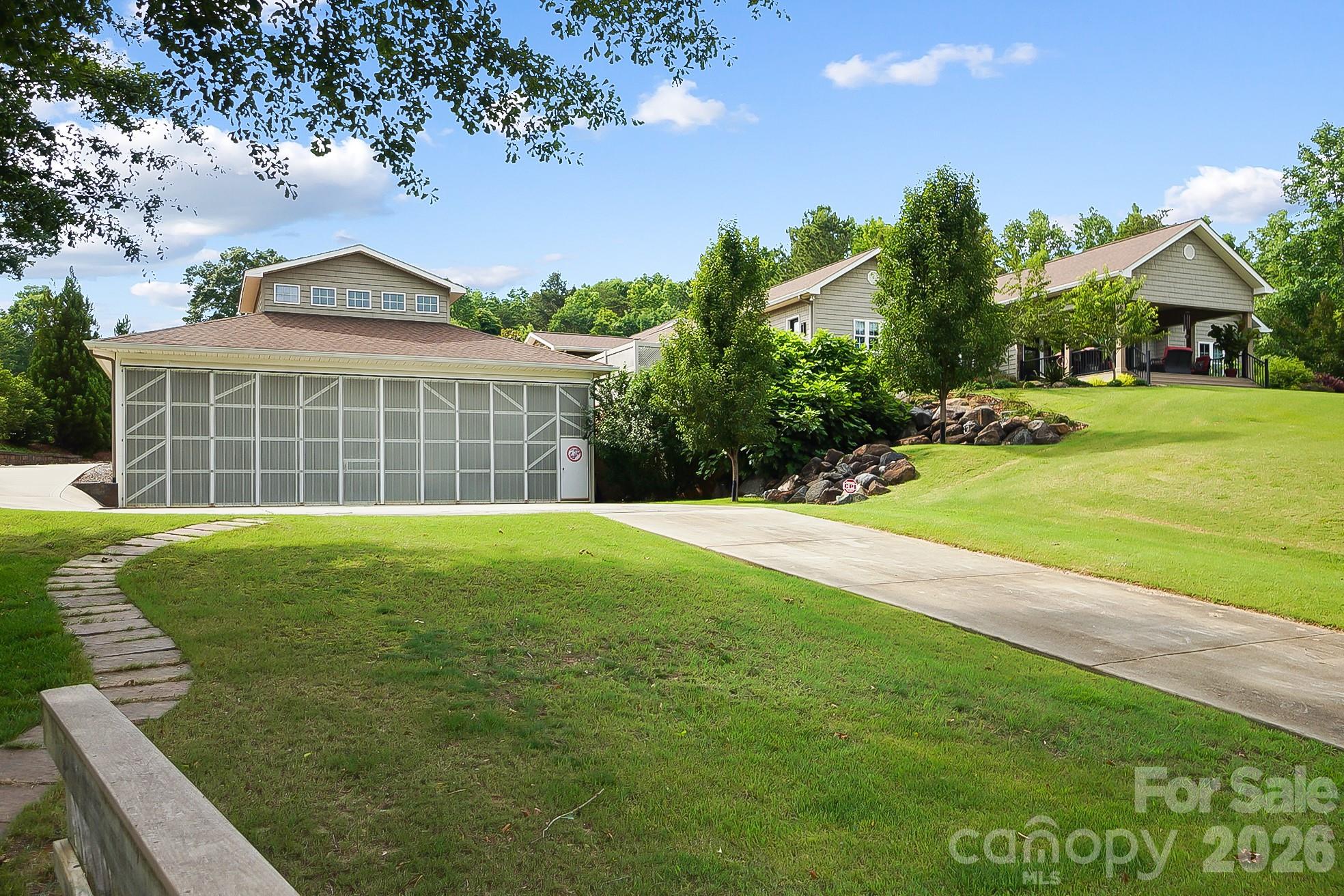 2354 Valelake Road — York