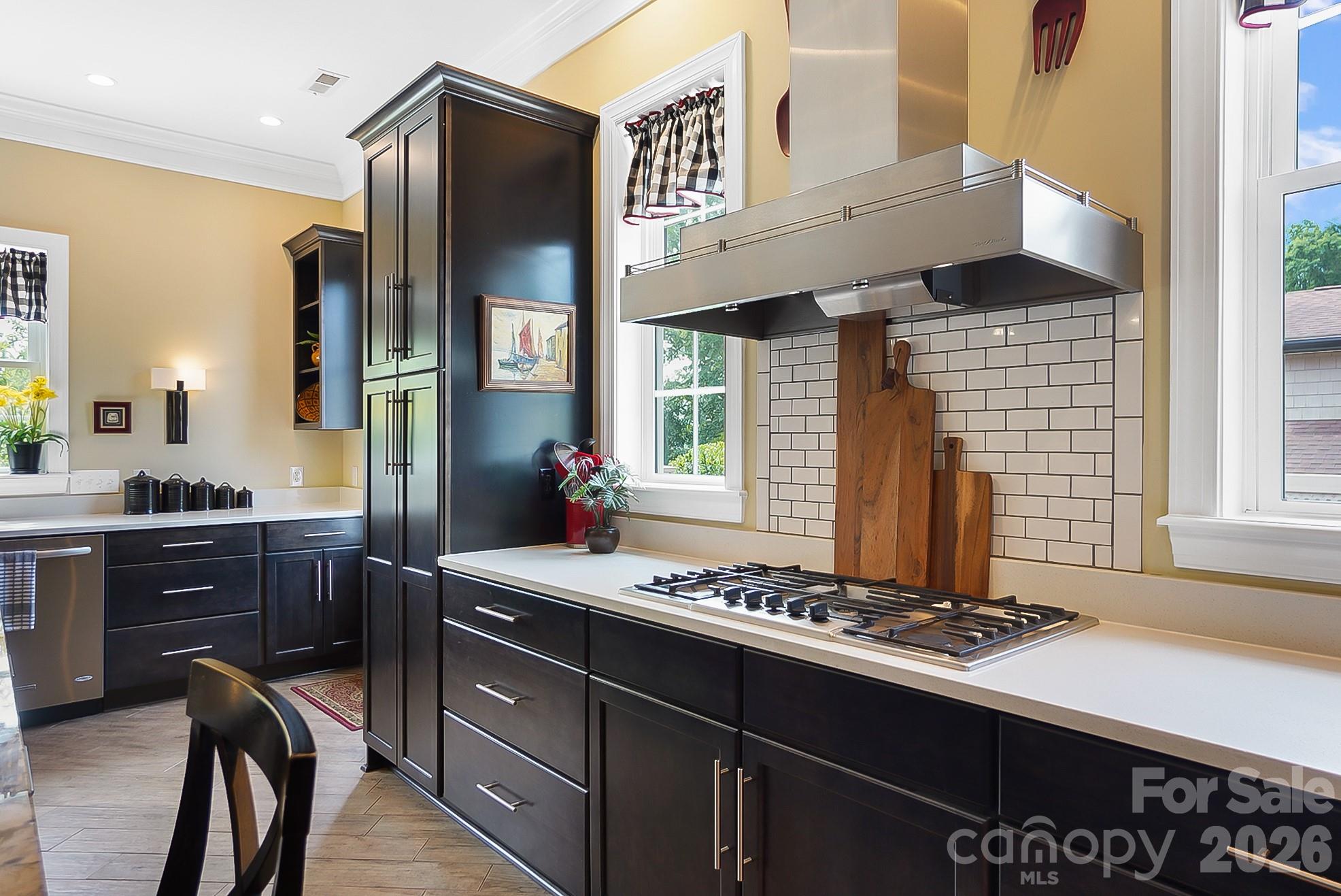 2354 Valelake Road — York