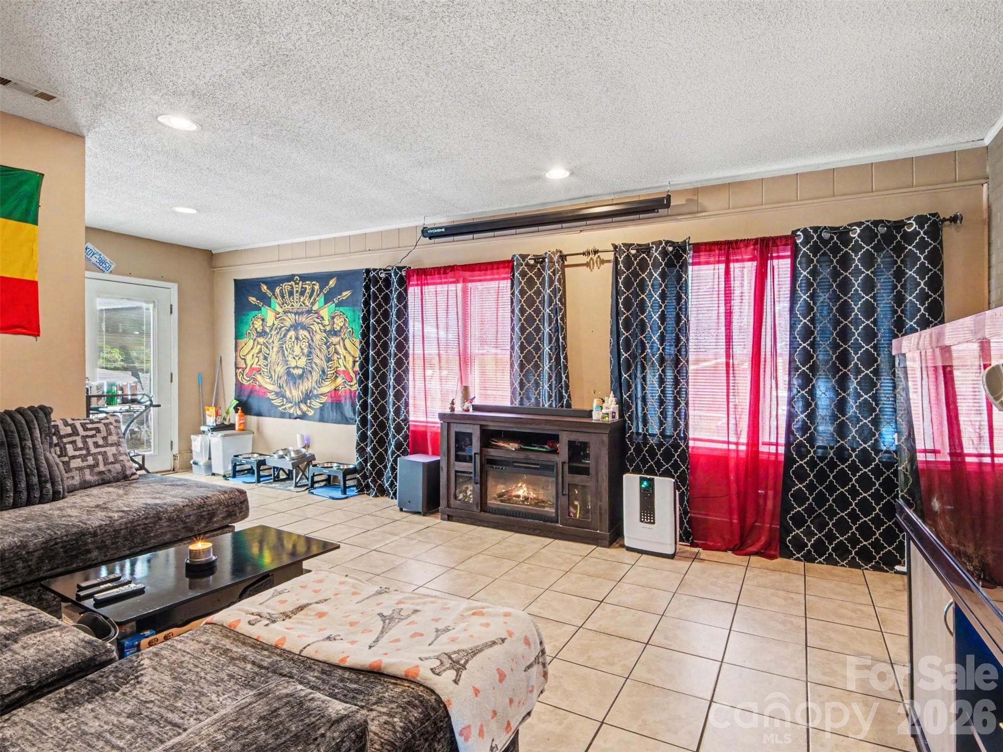 888 Sunbeam Drive — Lincolnton