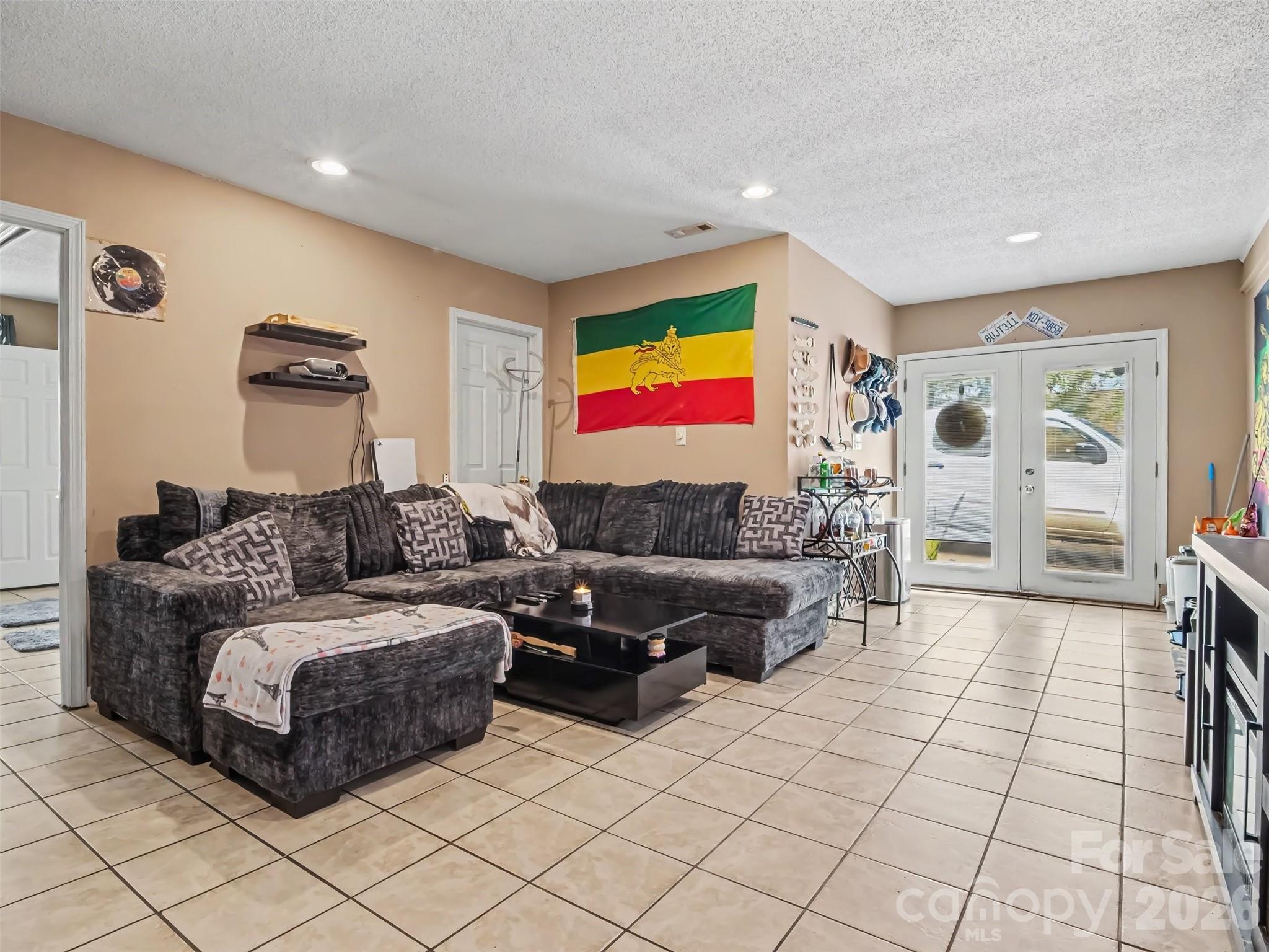 888 Sunbeam Drive — Lincolnton