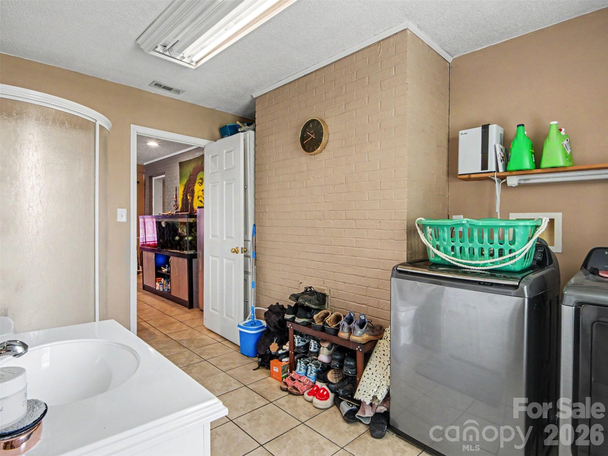 888 Sunbeam Drive — Lincolnton