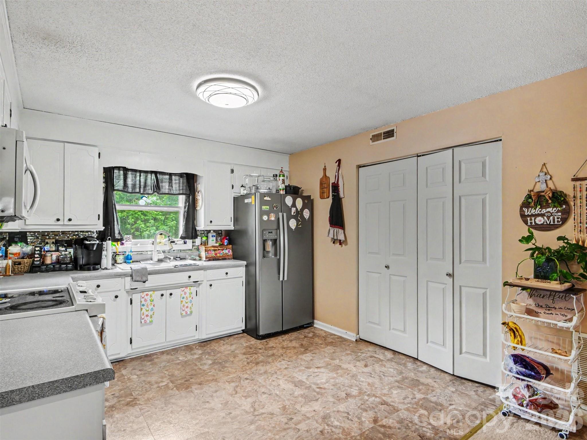 888 Sunbeam Drive — Lincolnton