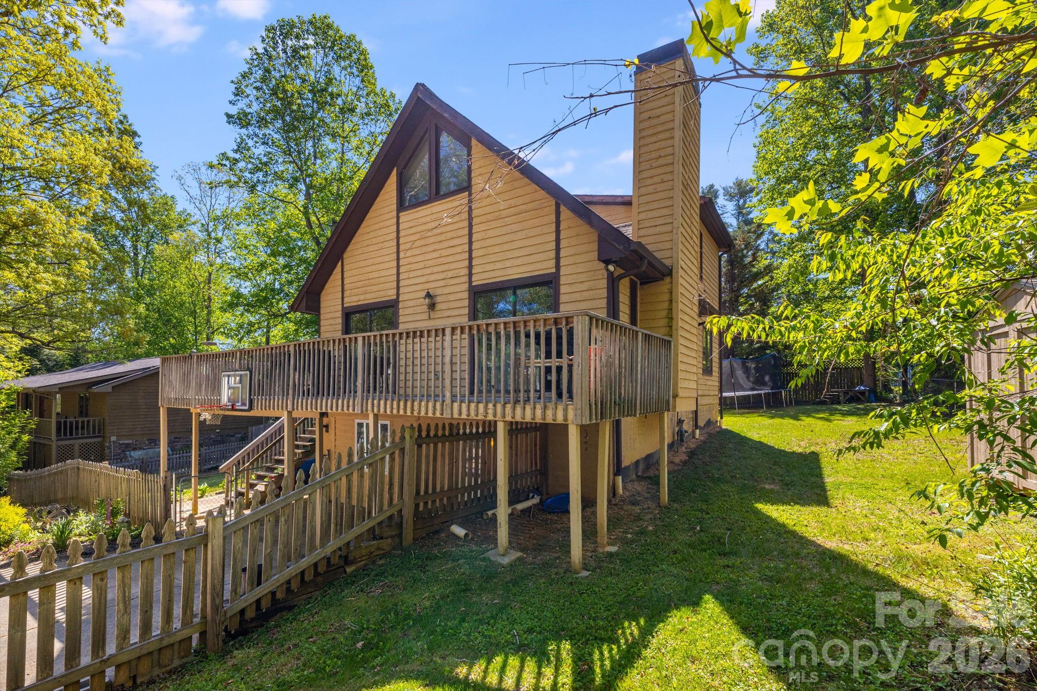 823 Fanning Bridge Road — Fletcher