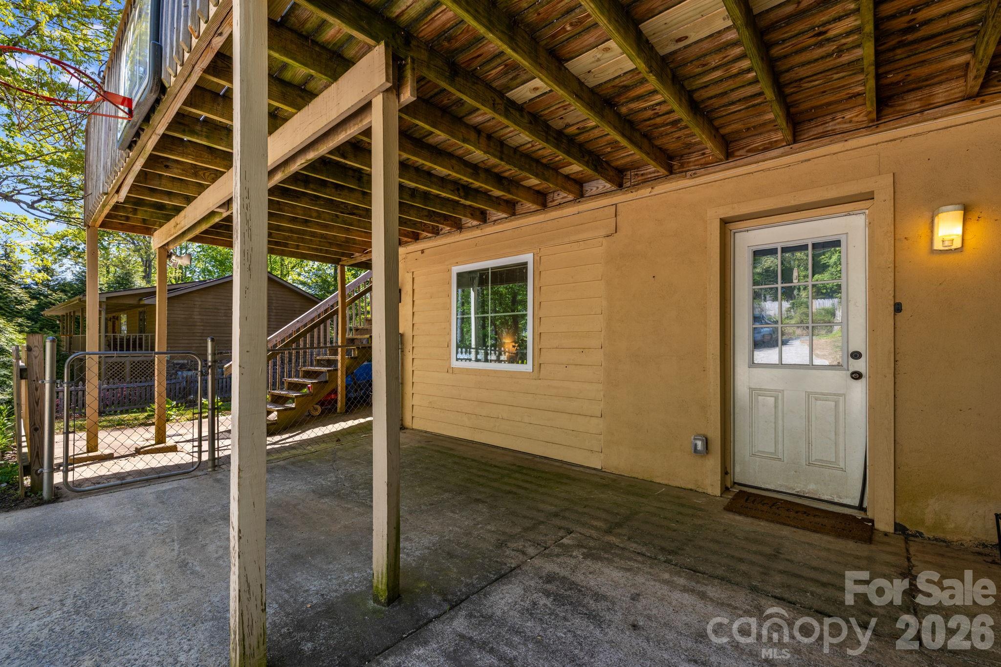 823 Fanning Bridge Road — Fletcher
