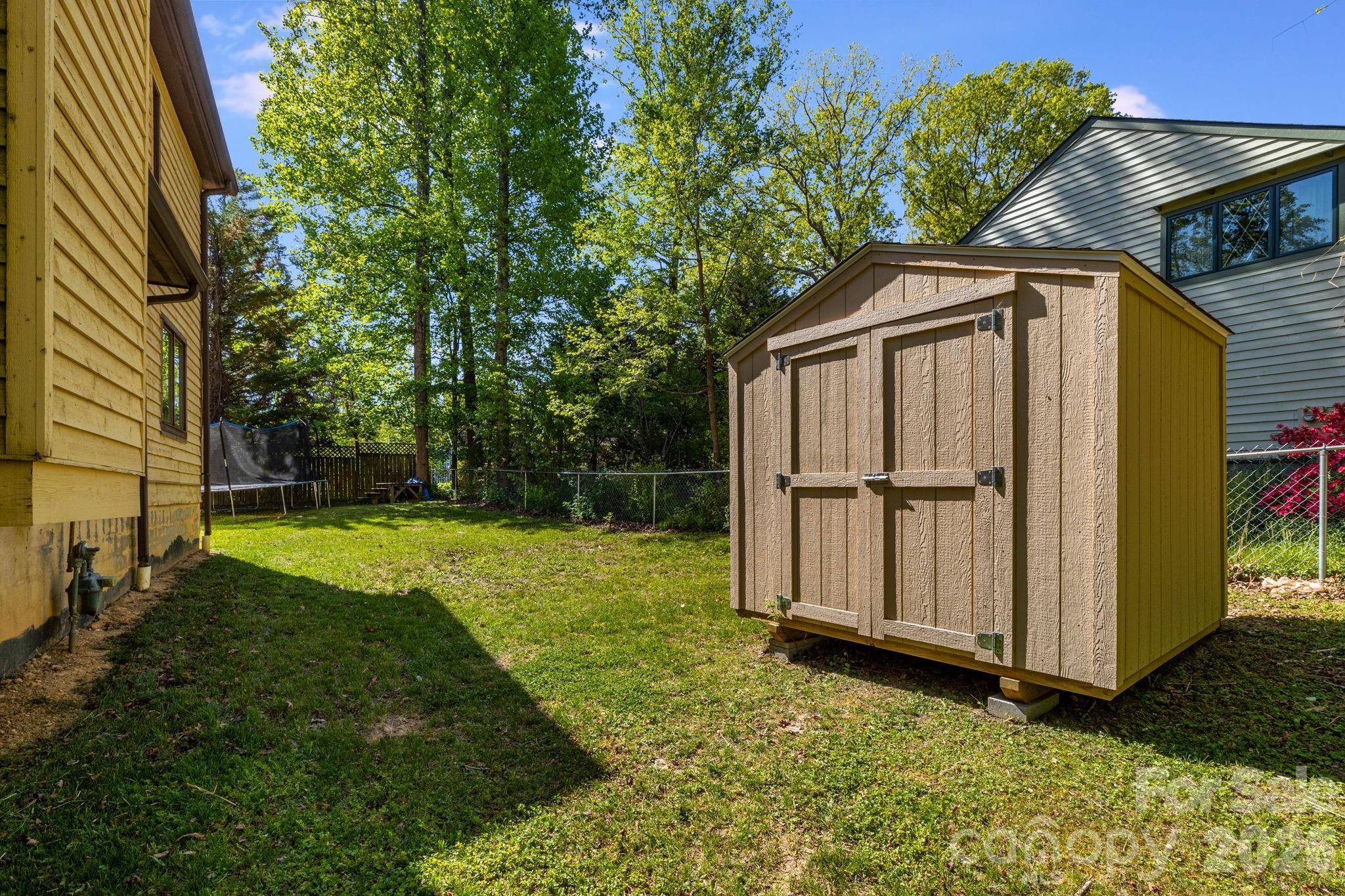 823 Fanning Bridge Road — Fletcher
