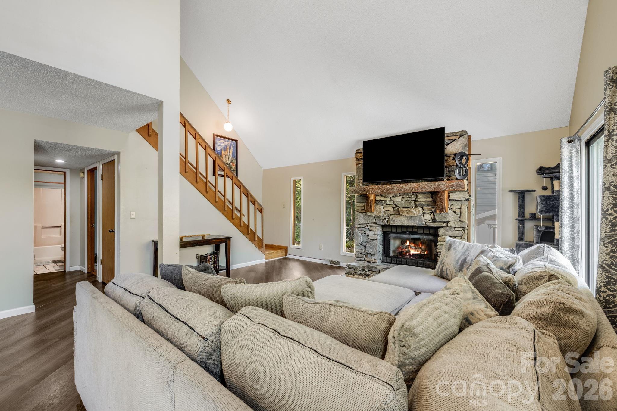 823 Fanning Bridge Road — Fletcher