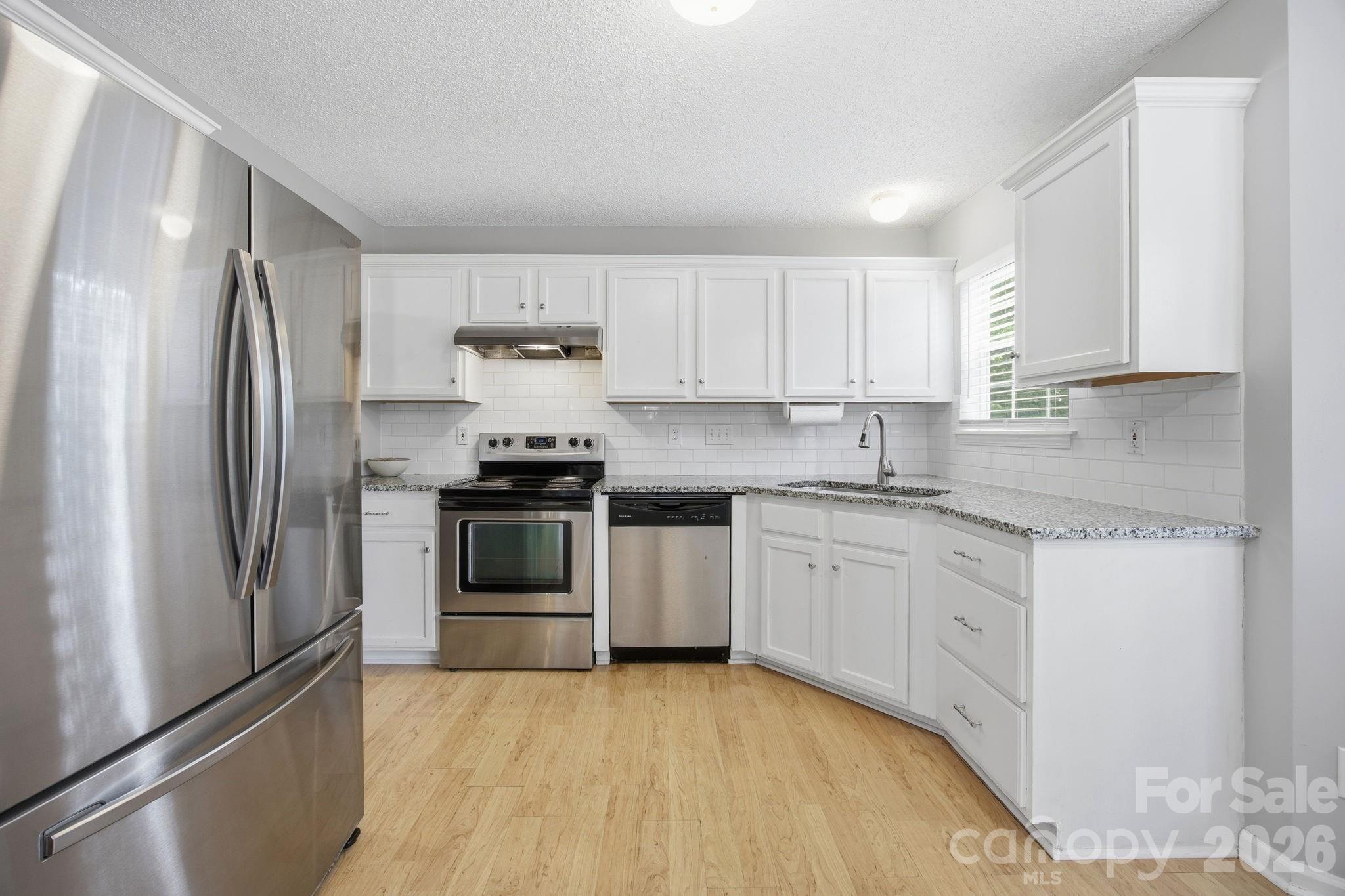 598 Viking Place SW — Concord