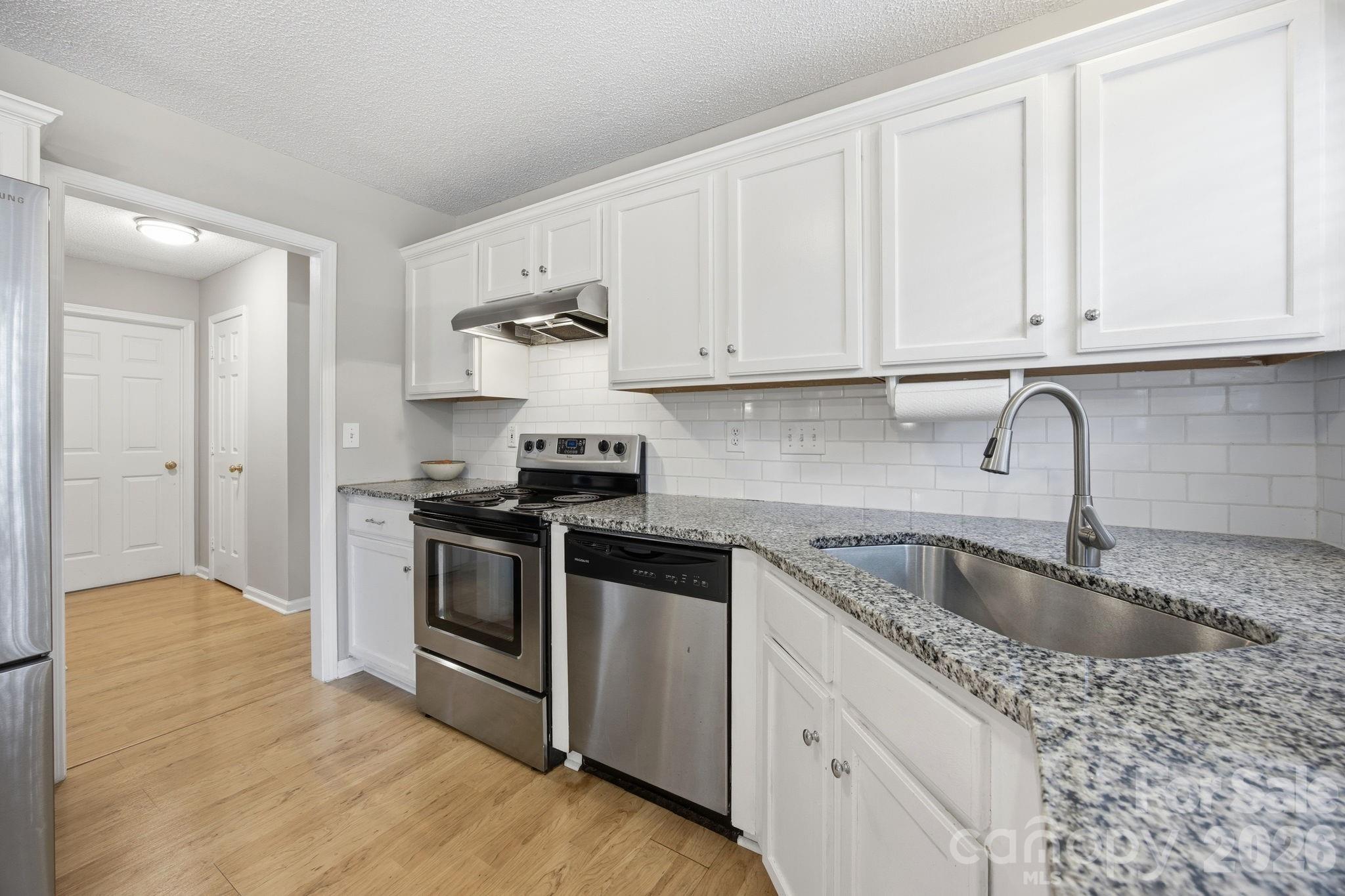 598 Viking Place SW — Concord