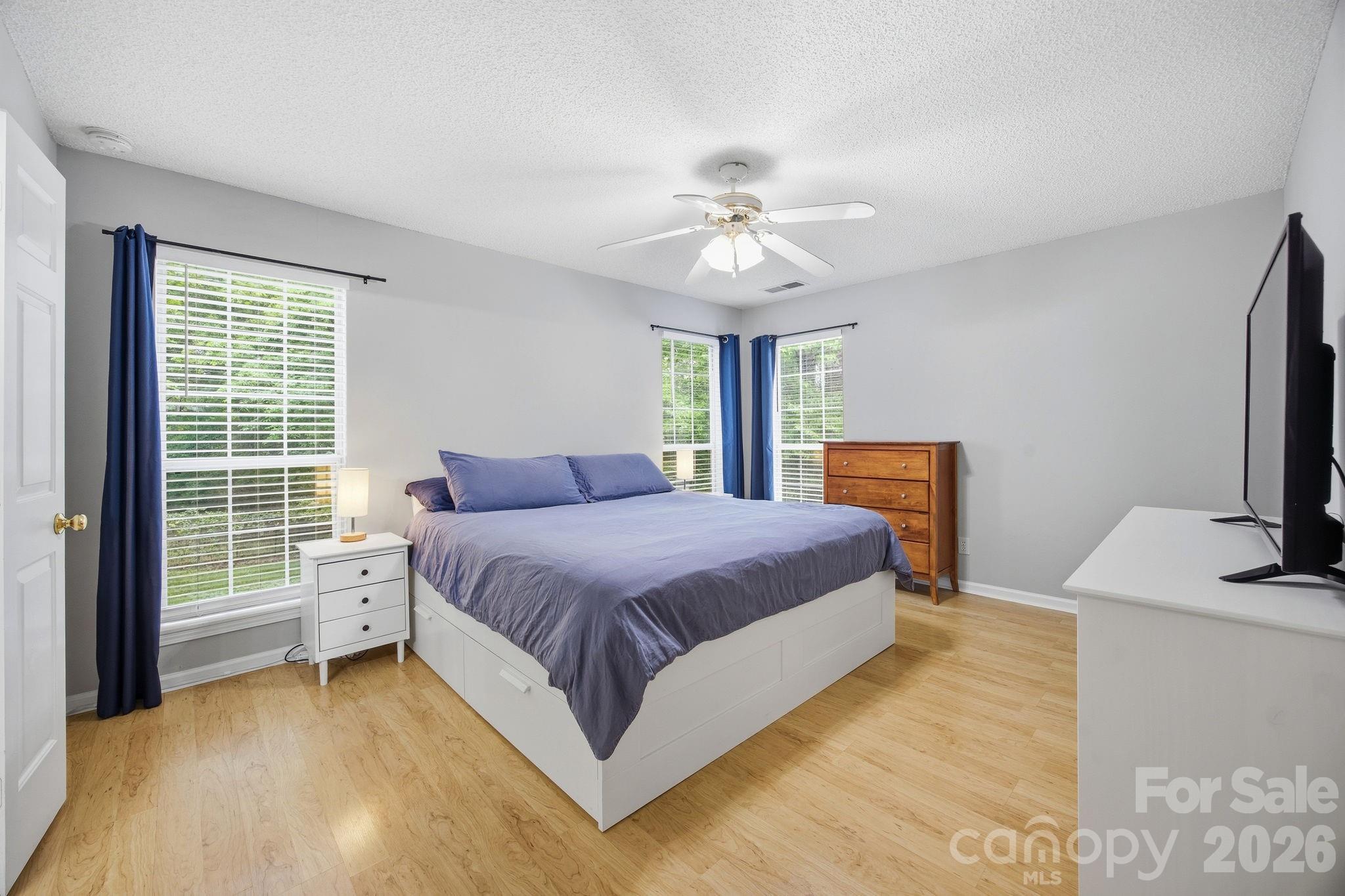 598 Viking Place SW — Concord