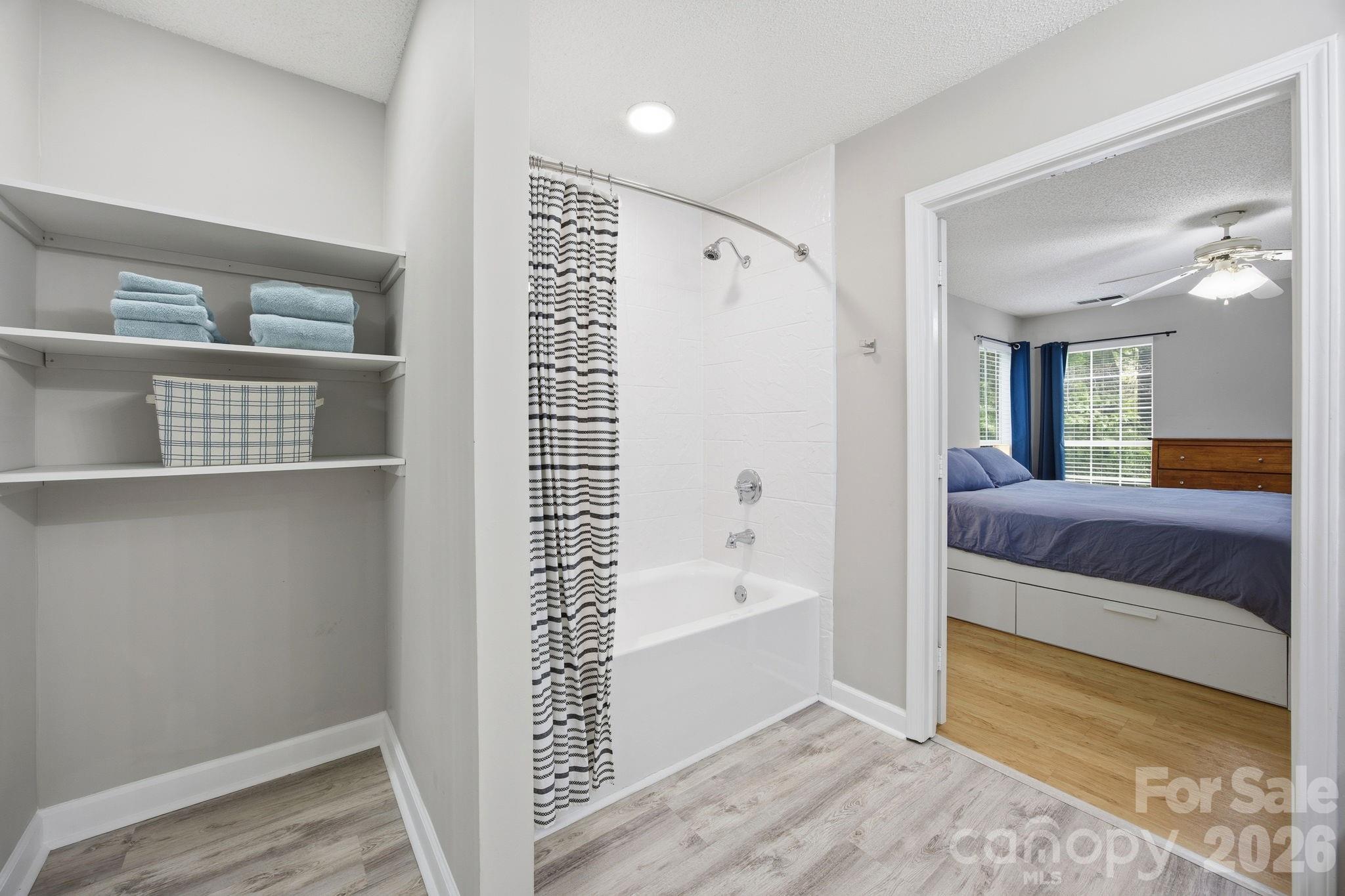 598 Viking Place SW — Concord