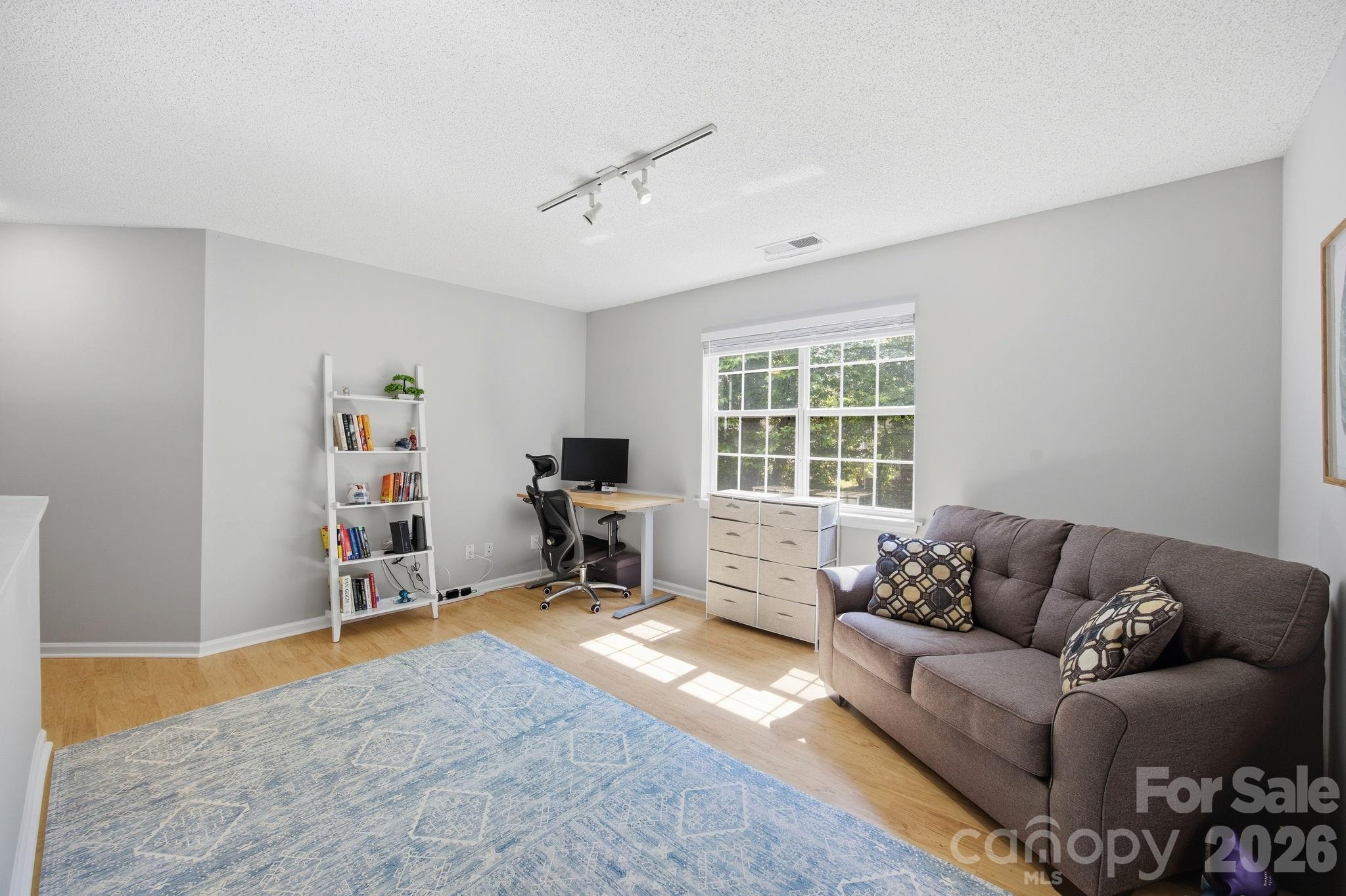 598 Viking Place SW — Concord