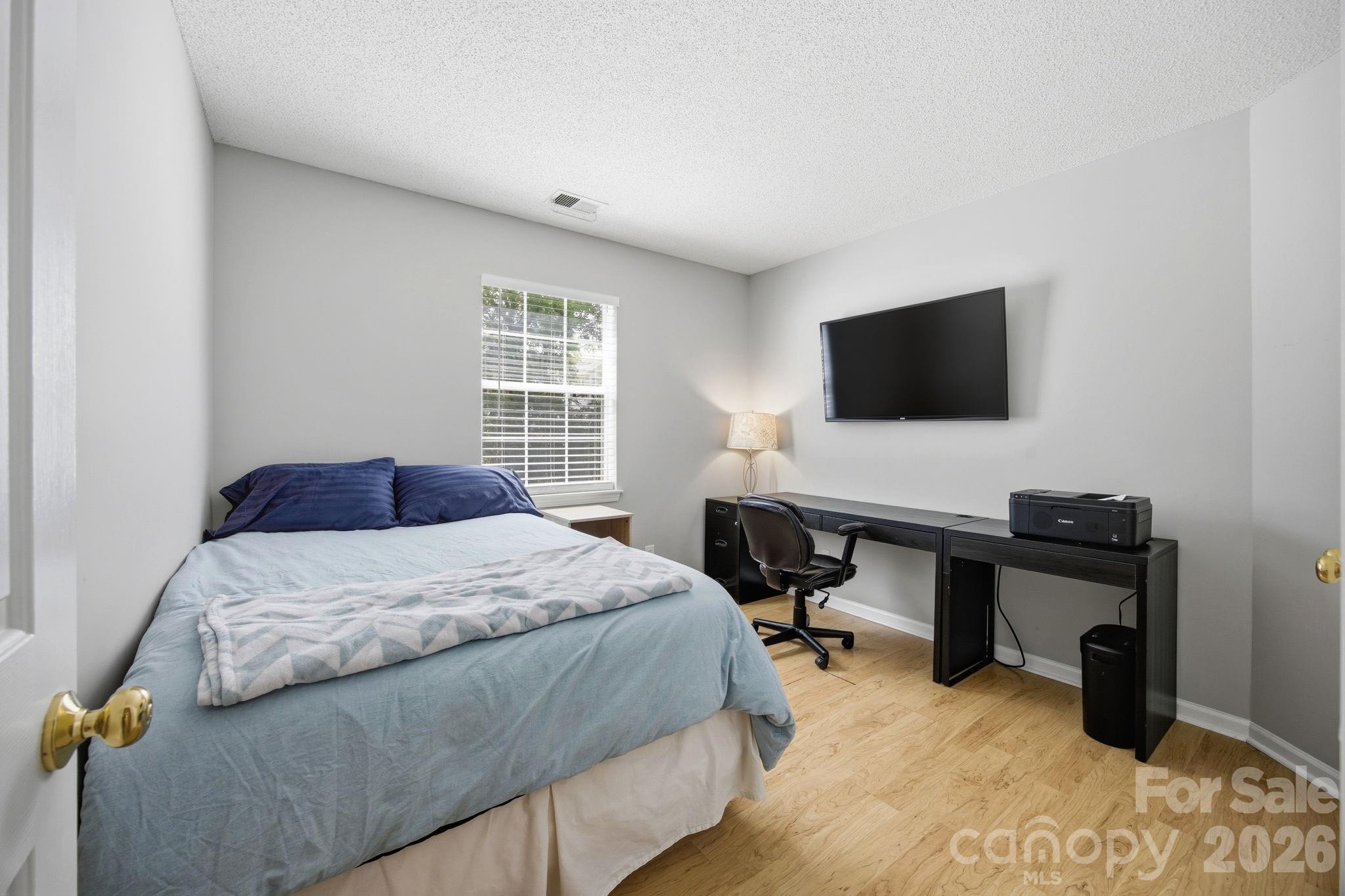 598 Viking Place SW — Concord