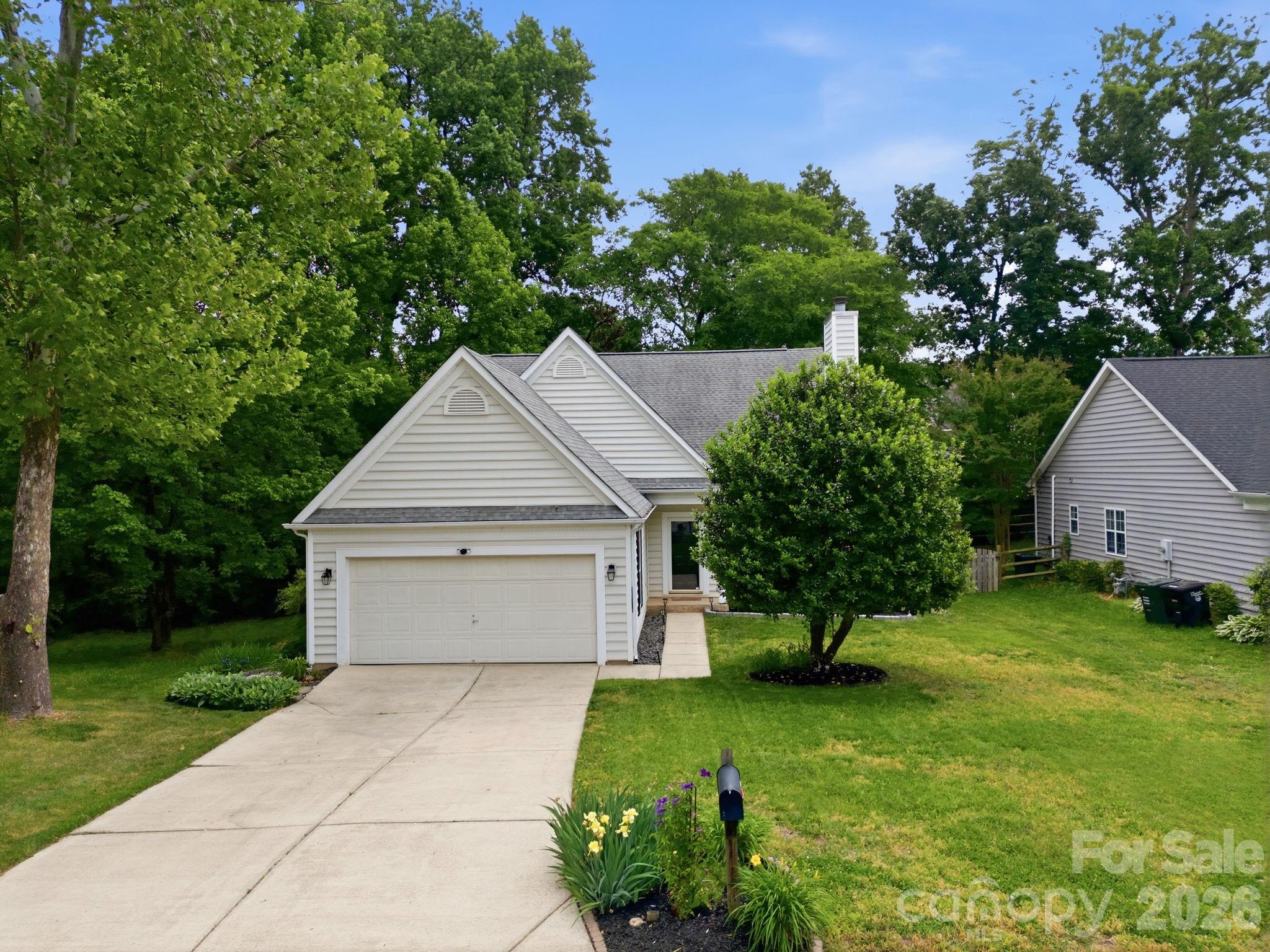 598 Viking Place SW — Concord