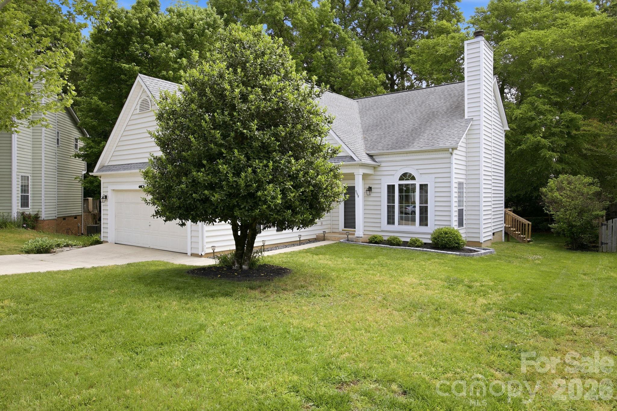 598 Viking Place SW — Concord