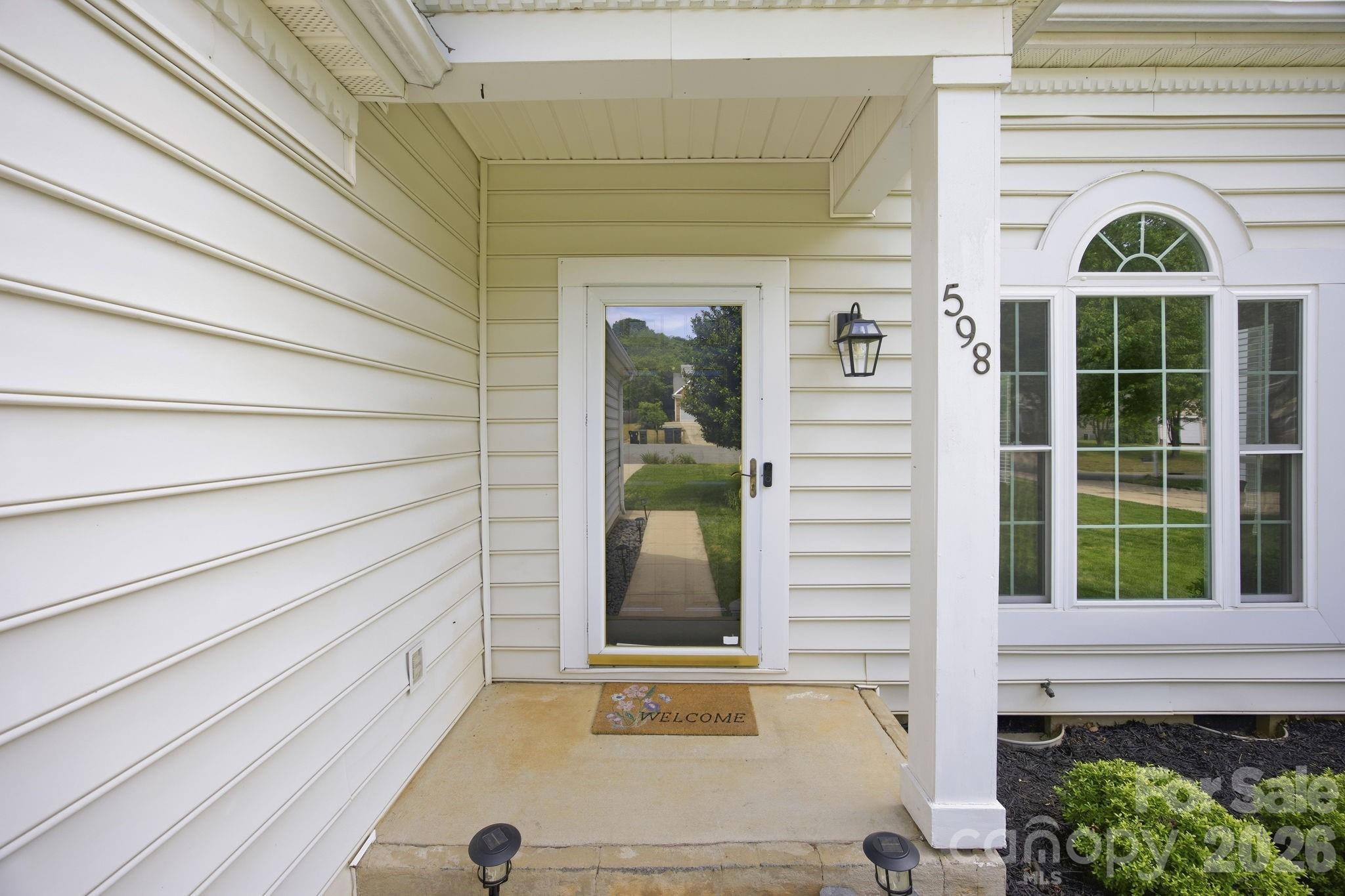 598 Viking Place SW — Concord