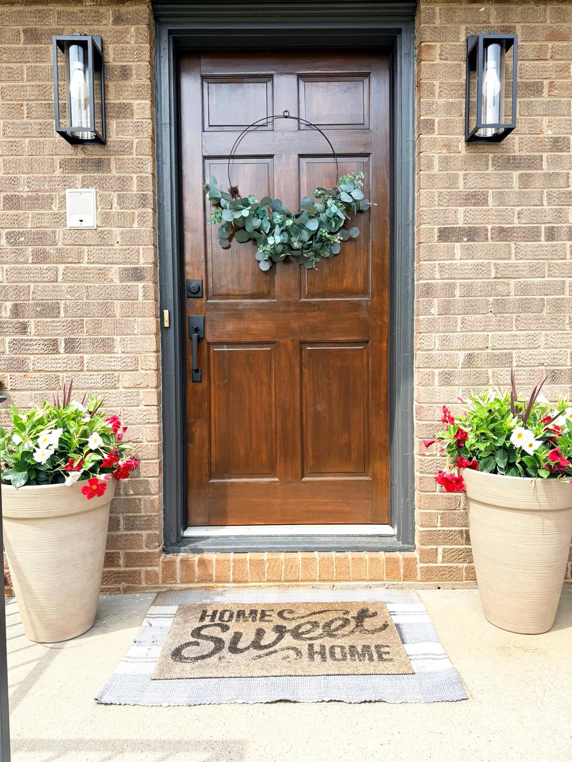 165 Northwest Road — Hickory