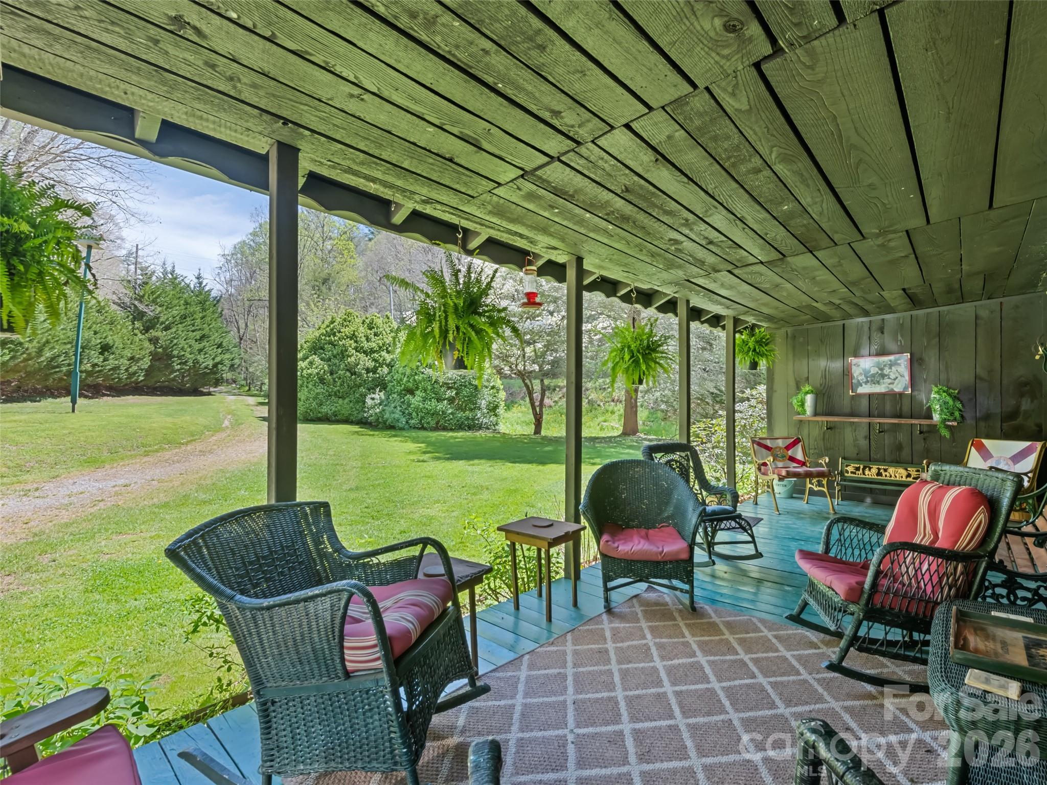 647 Indian Springs Road — Clyde